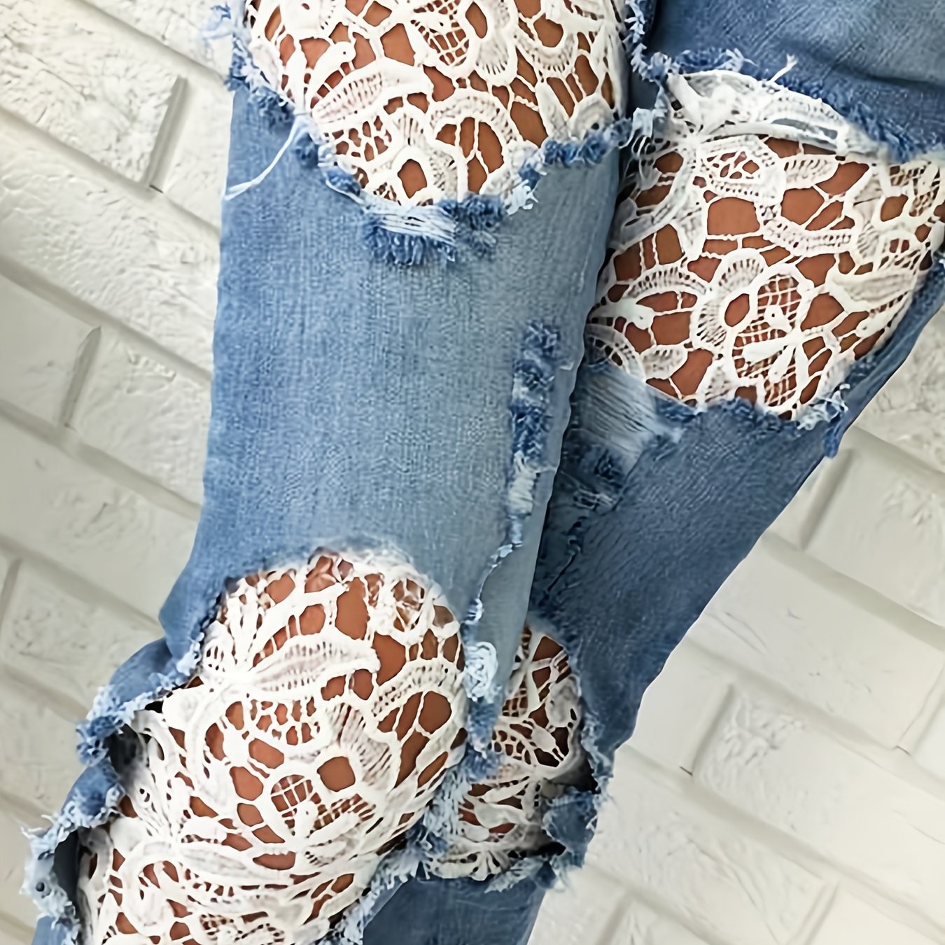 TEMU Women's Tight Denim Trousers, With An Old-fashioned Distressed Hole Design At The Knees, Featuring Lace Stitching Decoration. Style Piece, Suitable For Wearing , Summer And Autumn