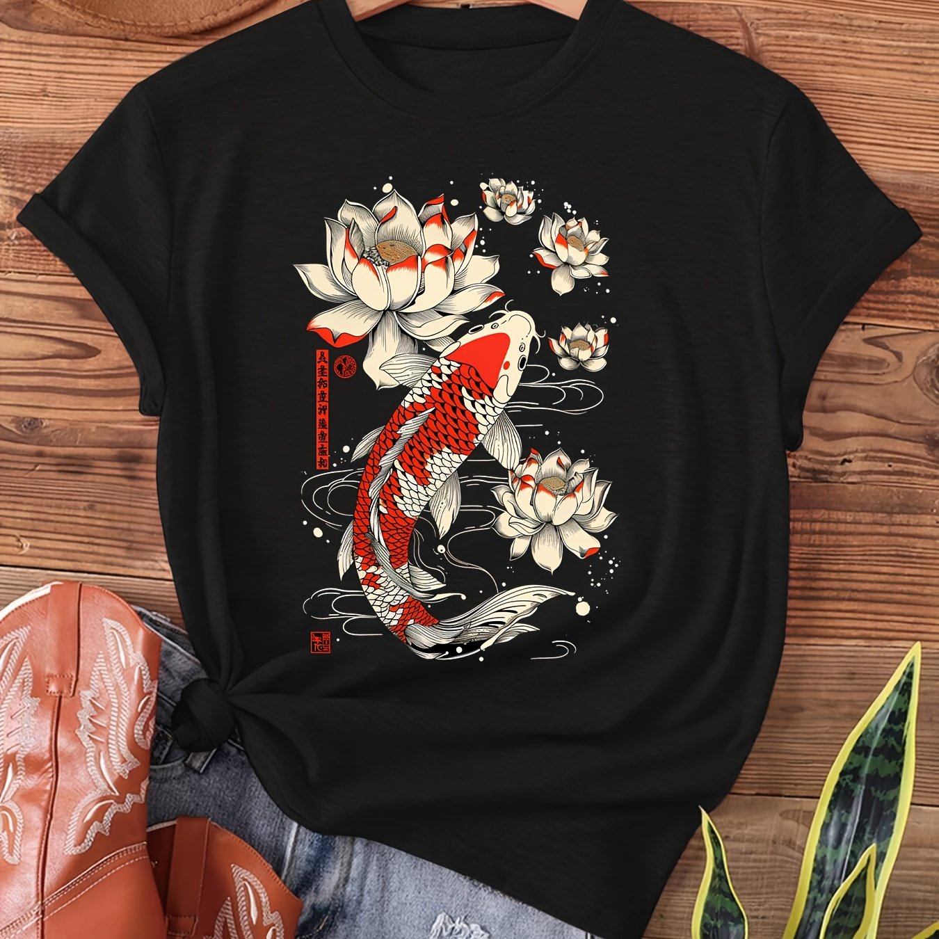 TEMU T-shirt à imprimé de poissons Koi et fleurs de lotus, haut décontracté à manches courtes et col rond pour l'été et , vêtements pour femmes