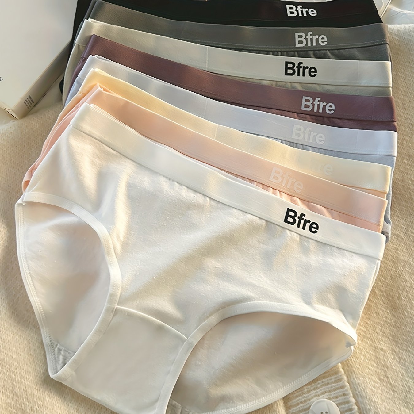 8pcs Letter Logo English Cotton Minimalist Girls' Panties