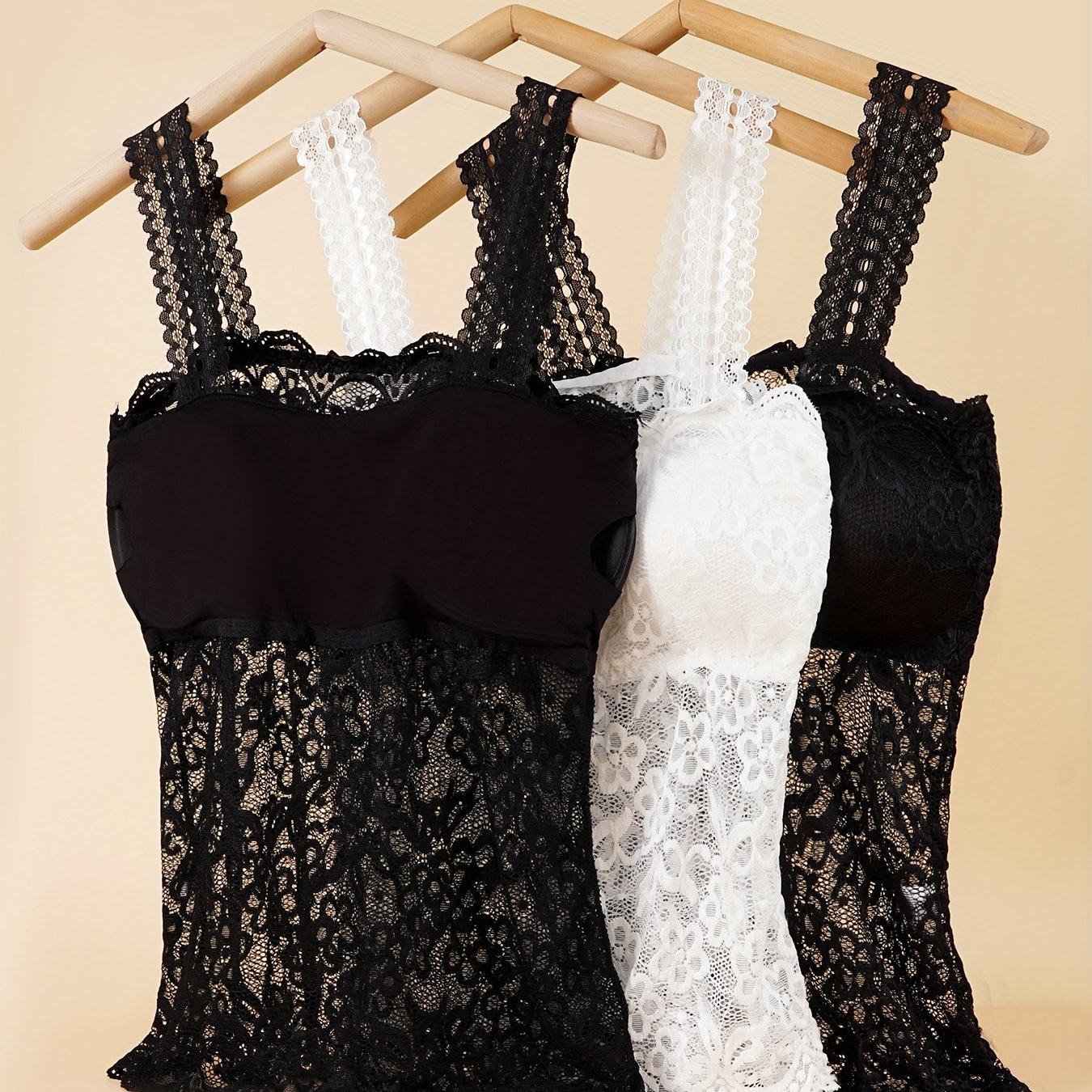 Image of 3pcs Women's Sexy Lace Camisole Tank Top With Padded Bra, Mid-length Spaghetti Strap Summer Undershirt And Bodycon Top