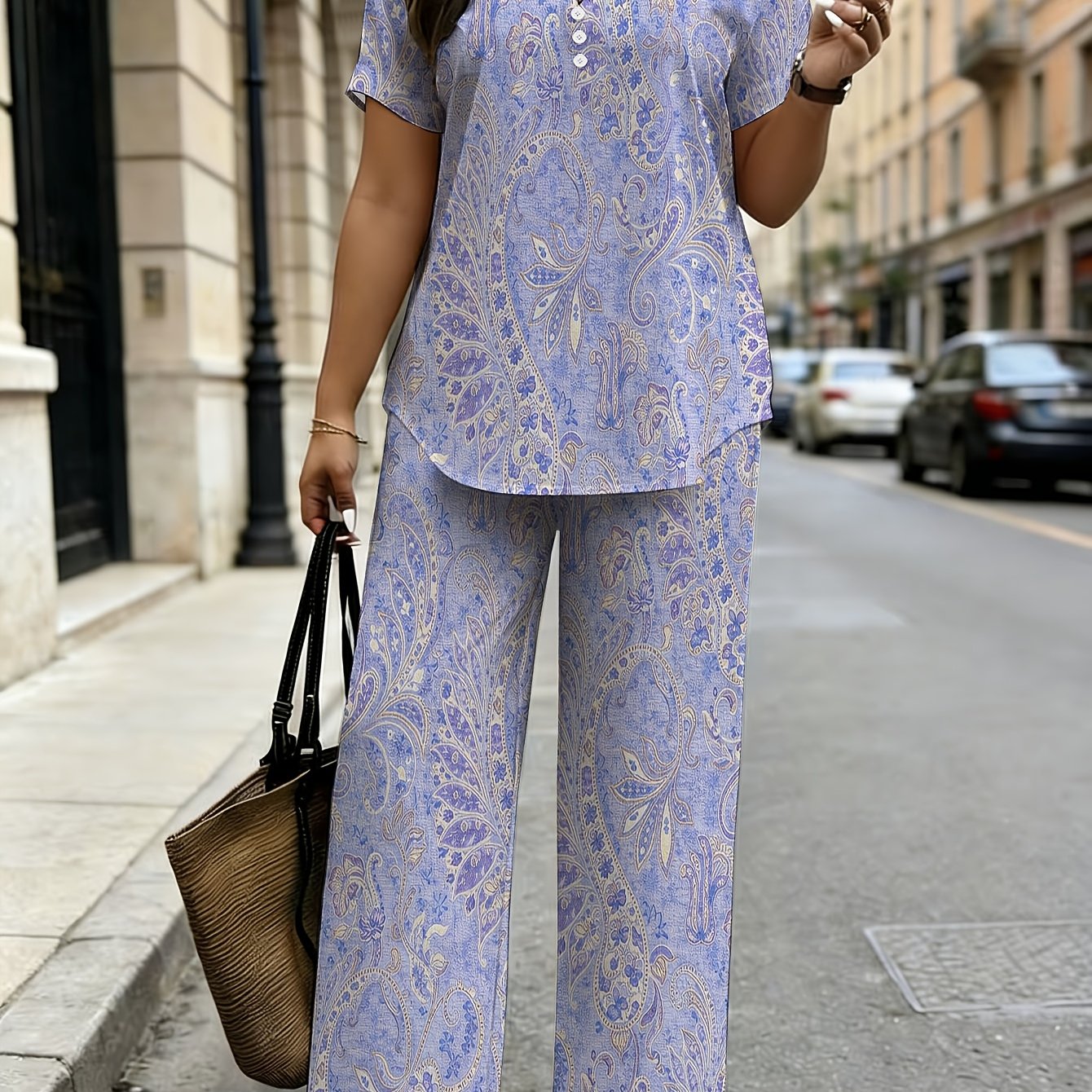 Image of Women's Fashion Two-piece Set, Retro Paisley Print V-neck Top And Fake Button Short Sleeves With Wide-leg Pants, Suitable For Daily And Casual