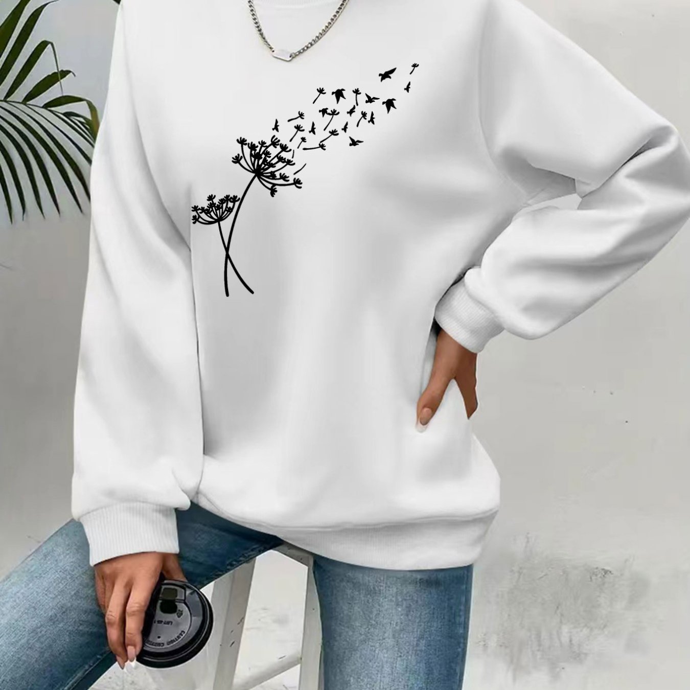 TEMU Plus Size, Plus Size Sweatshirt For Women: Loose-fit Design That All Body Types. Features A Dandelion And Flying Bird Pattern With A Print For A