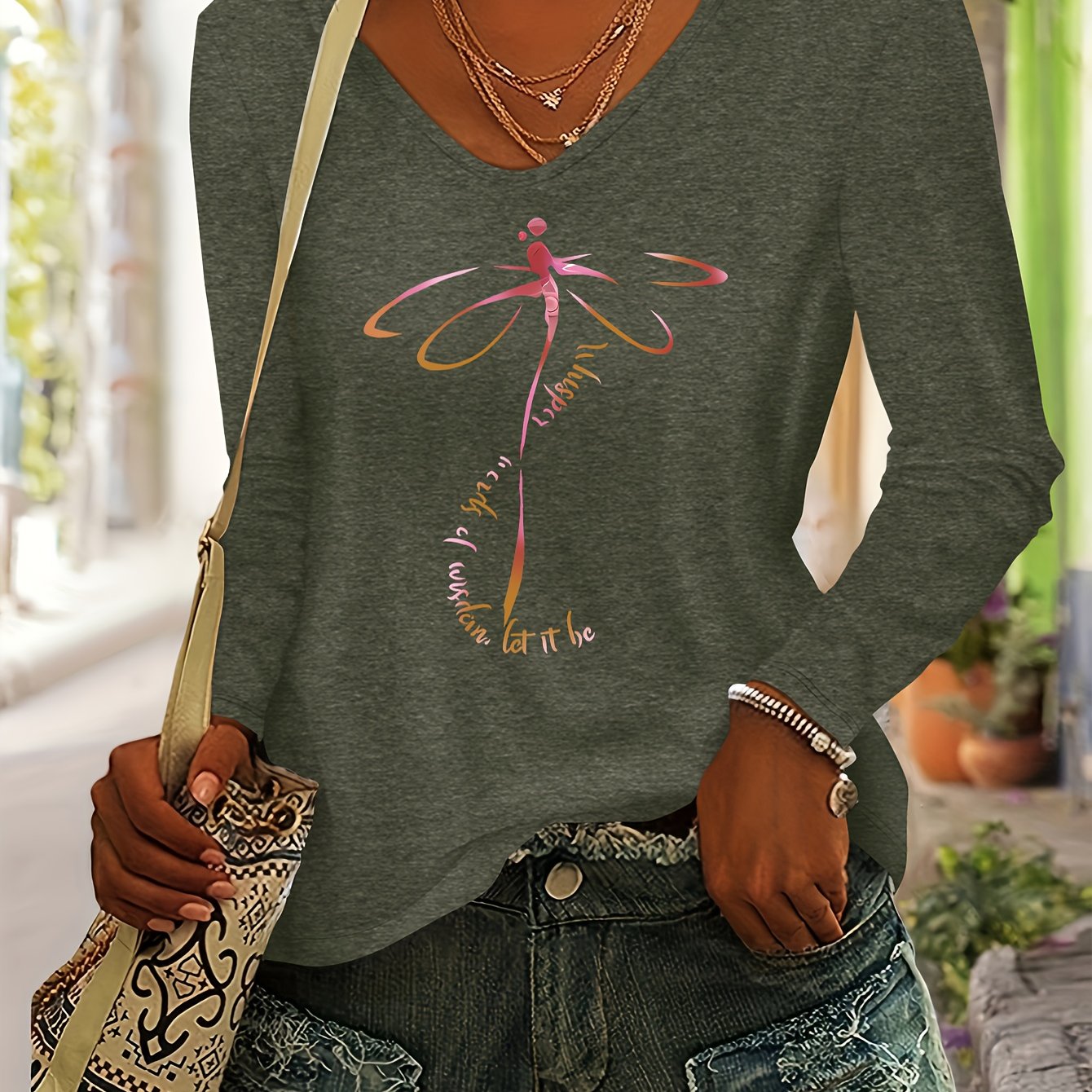 TEMU Dragonfly Print Women's Autumn/winter Top, Daily Versatile Simple Comfortable Fashion Casual Color V-neck Long Sleeve T-shirt