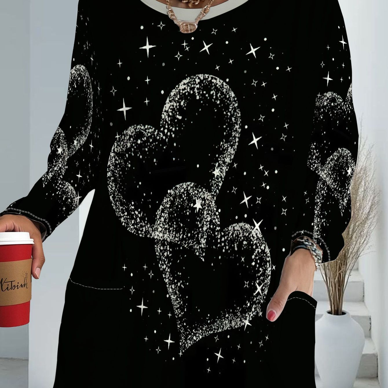 TEMU Women's Plus Size Black Long Sleeve T-shirt With Pockets, Heart Print, Loose Fit, Casual Versatile Top, Fashion Base Layer For Spring And Autumn