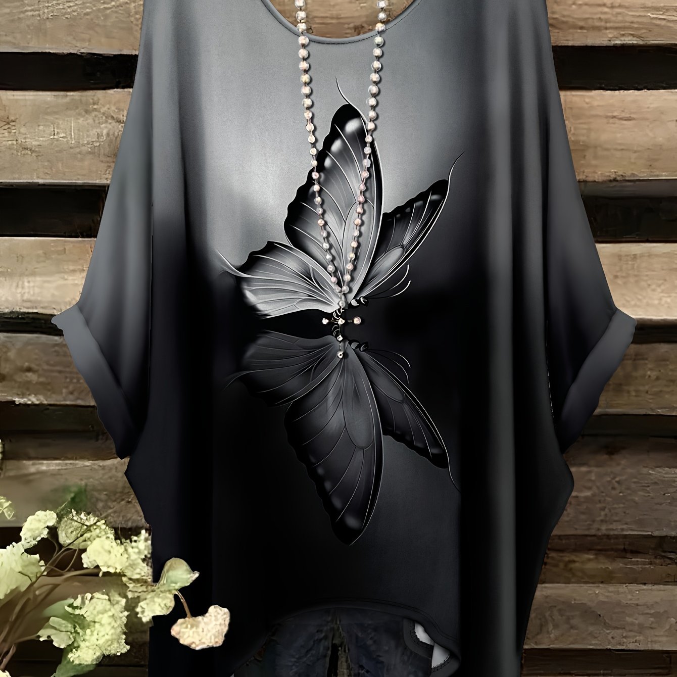 Image of Plus Size, Random Print Plus-size Black And White Pattern Printed Round-neck T-shirt, Casual And Comfortable Round-neck Short-sleeve Plus-size T-shirt, Women's Plus-size Clothing, No Accessories
