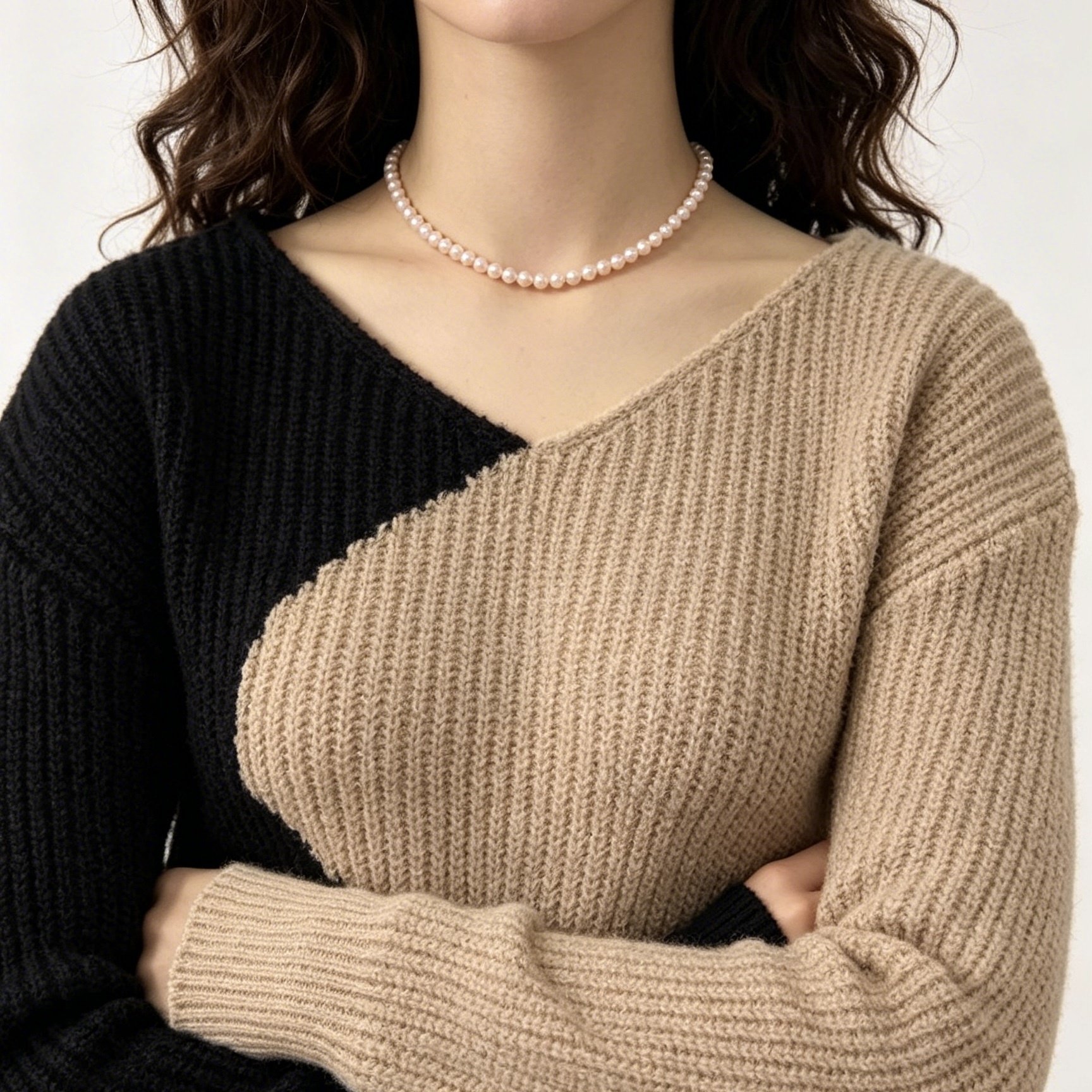 TEMU New Autumn/winter Relaxed Style Black And Apricot Contrast Color V-neck Sweater For Women, Versatile Cropped Top
