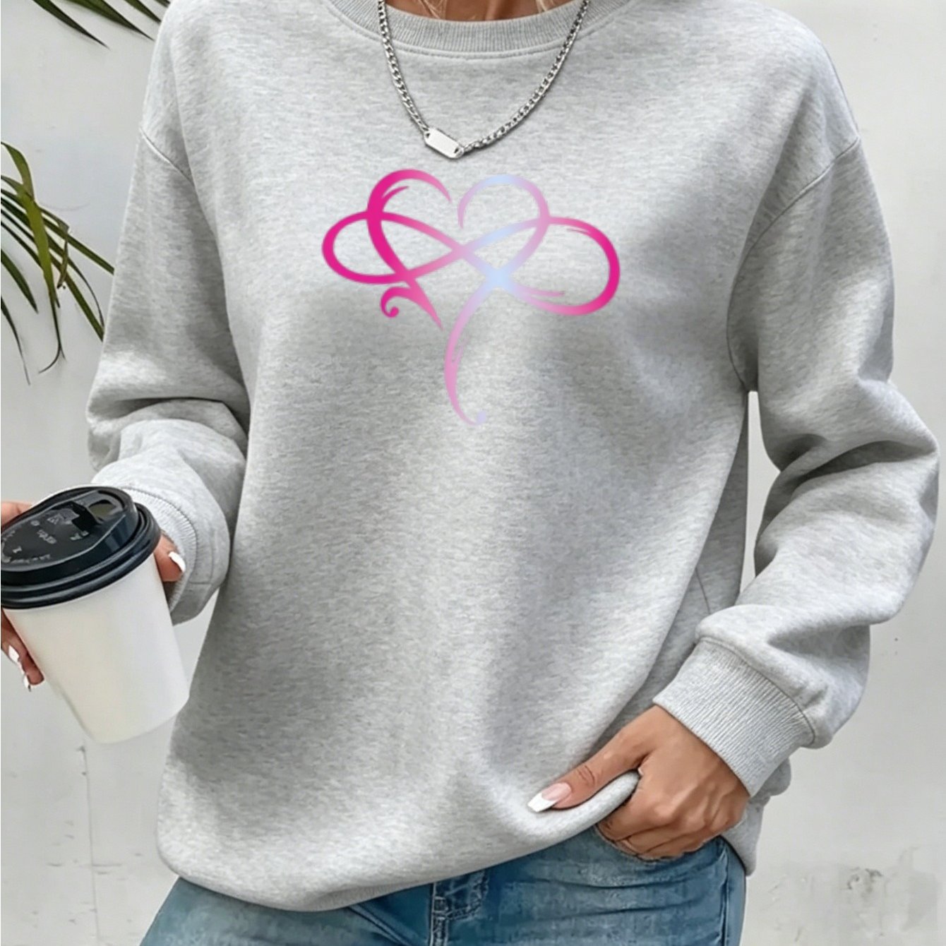 Image of Autumn And Ladies Elegant And Beautiful Y2k Style Gradient Color Love Heart Pattern Print Hoodless Fleece Sweatshirt - Long-sleeved Fleece-lined Casual Swear Top