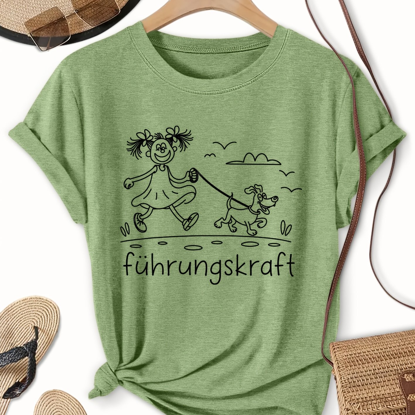 TEMU Ein Damen Kurzarm T-Shirt zum Hunde Spaziergang, mit einem verspielten '' Aufdruck. Dieses lässige Rundhals Top ist für Frühling, Sommer und