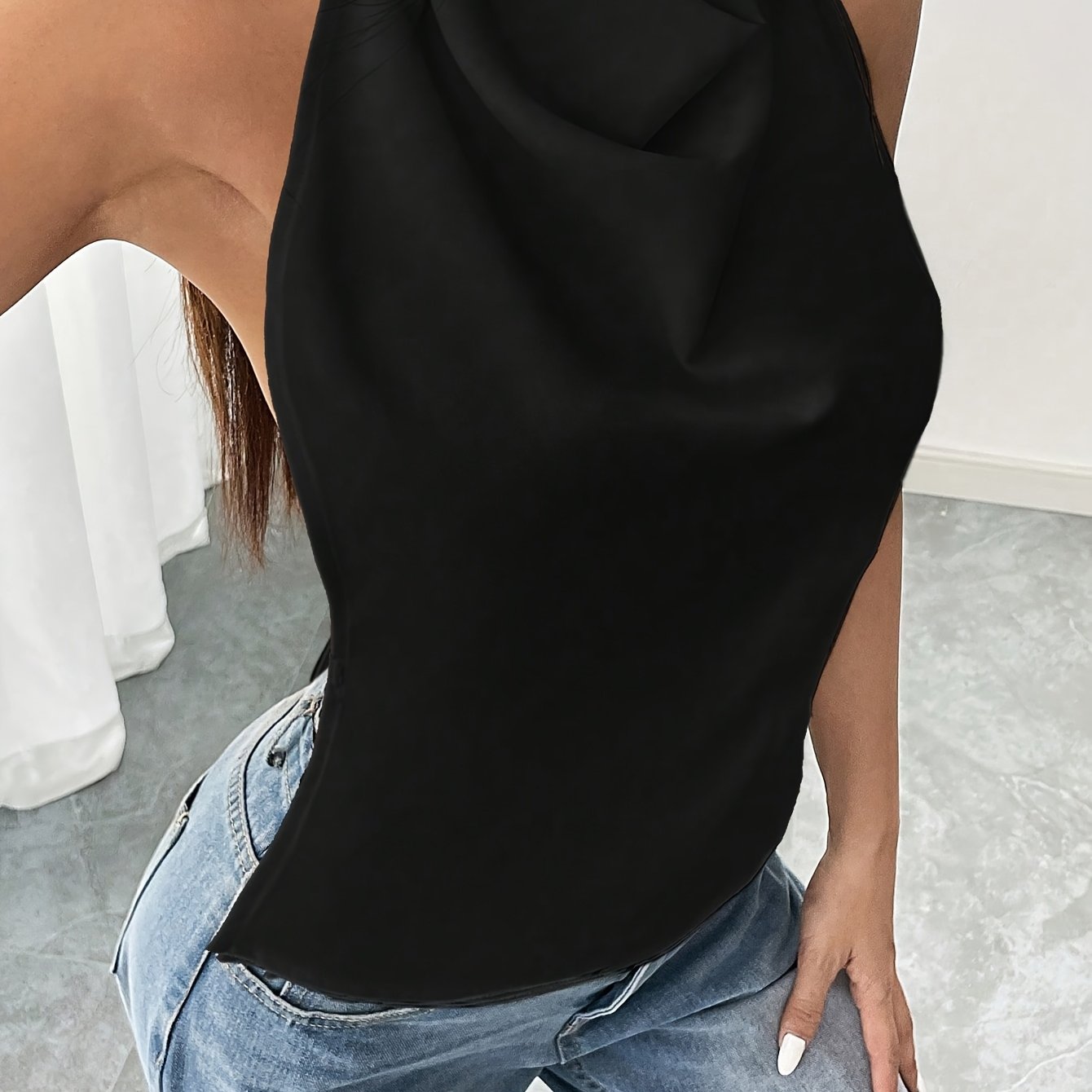 E-shop 1 Stück Elegantes Rückenfreies Ärmelloses Tanktop - Schwarz, Polyester, Ärmellos, Sommer Chic, Erwachsene Größen, Eleganter Ausschnitt,