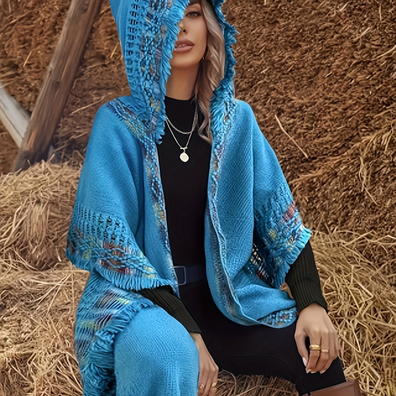 Image of Elegant Bohemian Fringed Cape - A Comfortable Shawl For Women, Made Of Elastic Blend, Perfect For Autumn And Winter.