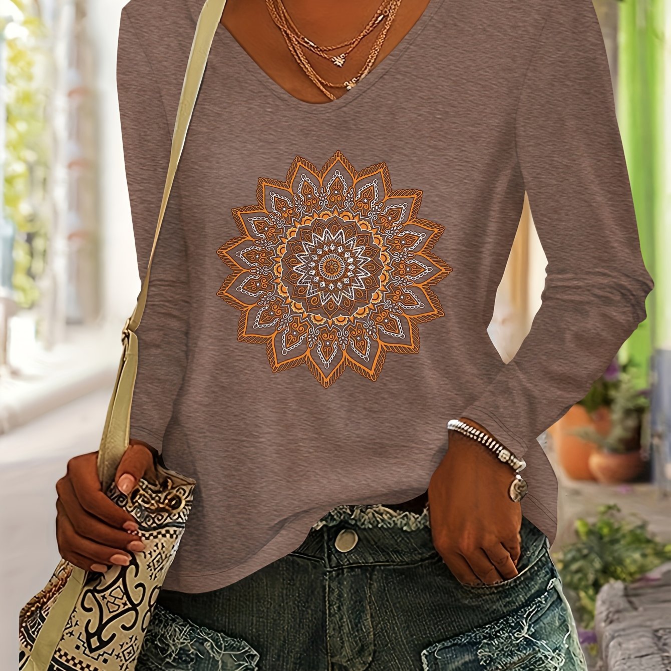 TEMU Haut d'automne et d'hiver pour femmes à , élégant et polyvalent, facile et décontracté, T-shirt coloré à manches longues et col en V