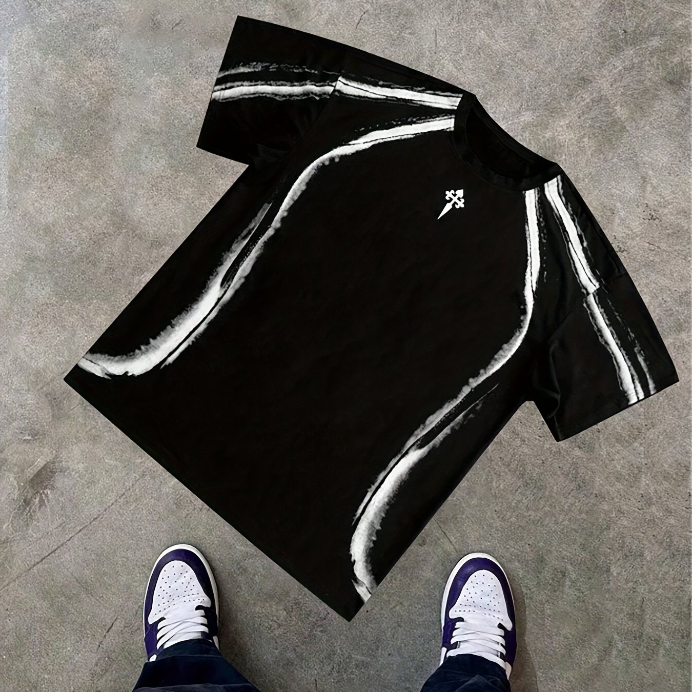 Image of Everyday | Men's Summer Casual Crew Neck T-shirt, 95% Polyester 5% Spandex Knit Fabric, Regular Fit Short Sleeve Print Tee