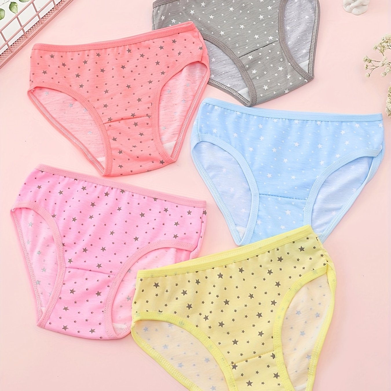 5pcs Random Color Mixing Cute Soft Big Stretch Girl Star Briefs