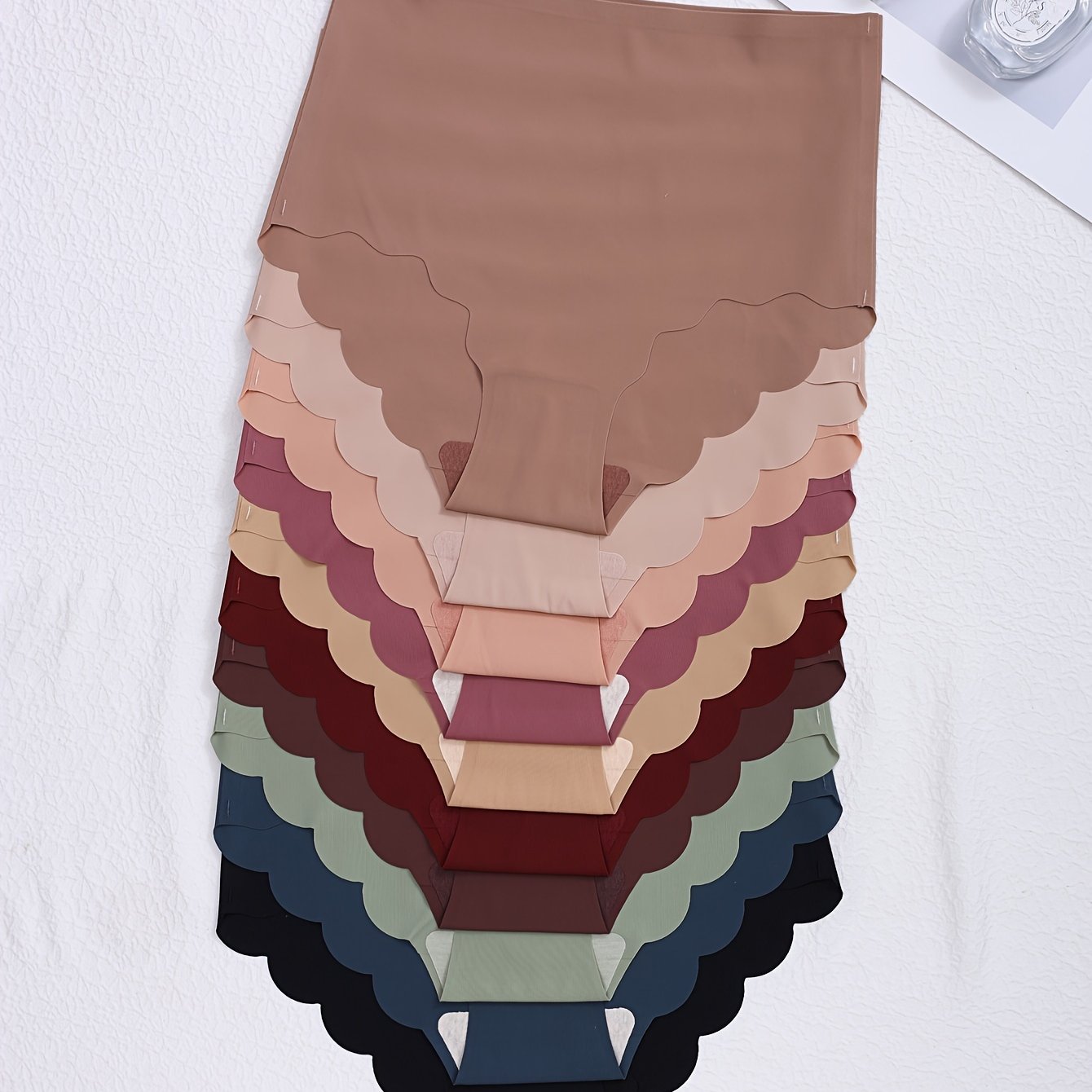 A Set Of 10 Solid Color Seamless High-waisted Stretchy Panties With Scalloped Edges