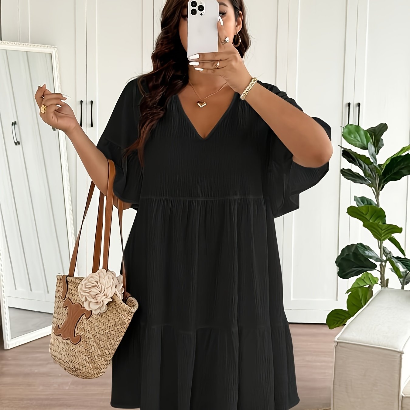 Image of Plus Size - French Plus Size Daily Vacation Textured V-neck Loose A-line Skirt, Women's Summer Wear, Sun Dress