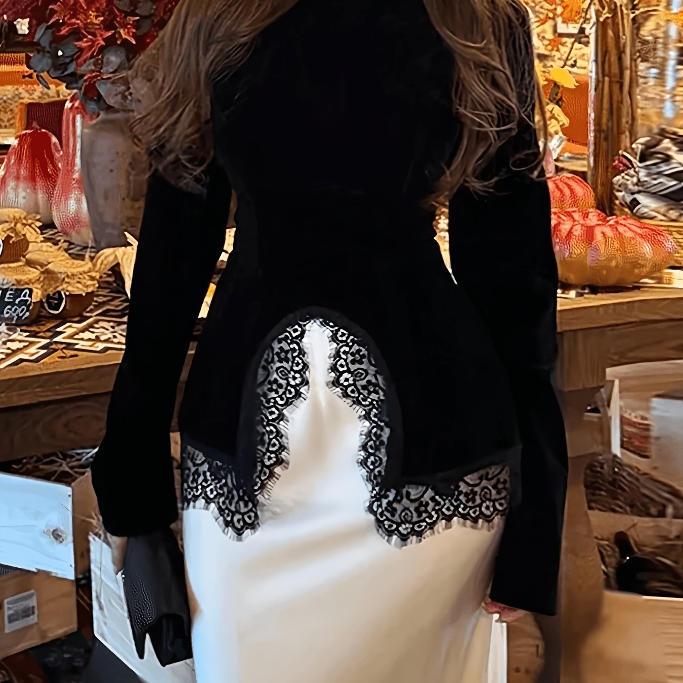 TEMU Women's Elegant Retro Lace Round Neck Long Sleeve Velvet Top, Casual Autumn Winter Black