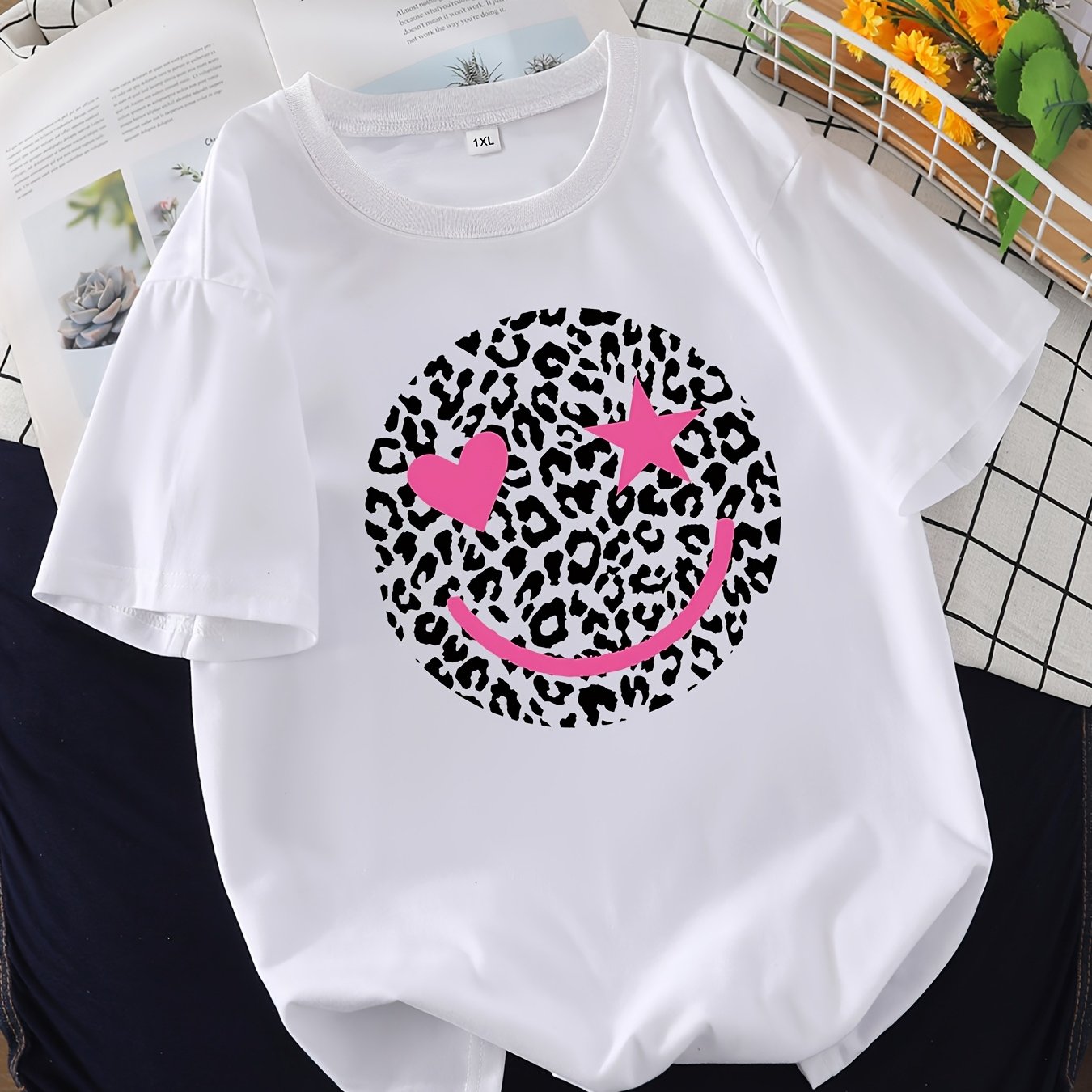 E-shop Übergröße, T-Shirt mit Buchstaben-Aufdruck in Übergröße, Kurzarm-Freizeitoberteil mit Rundhalsausschnitt für Sommer & Frühling, Damenbekleidung