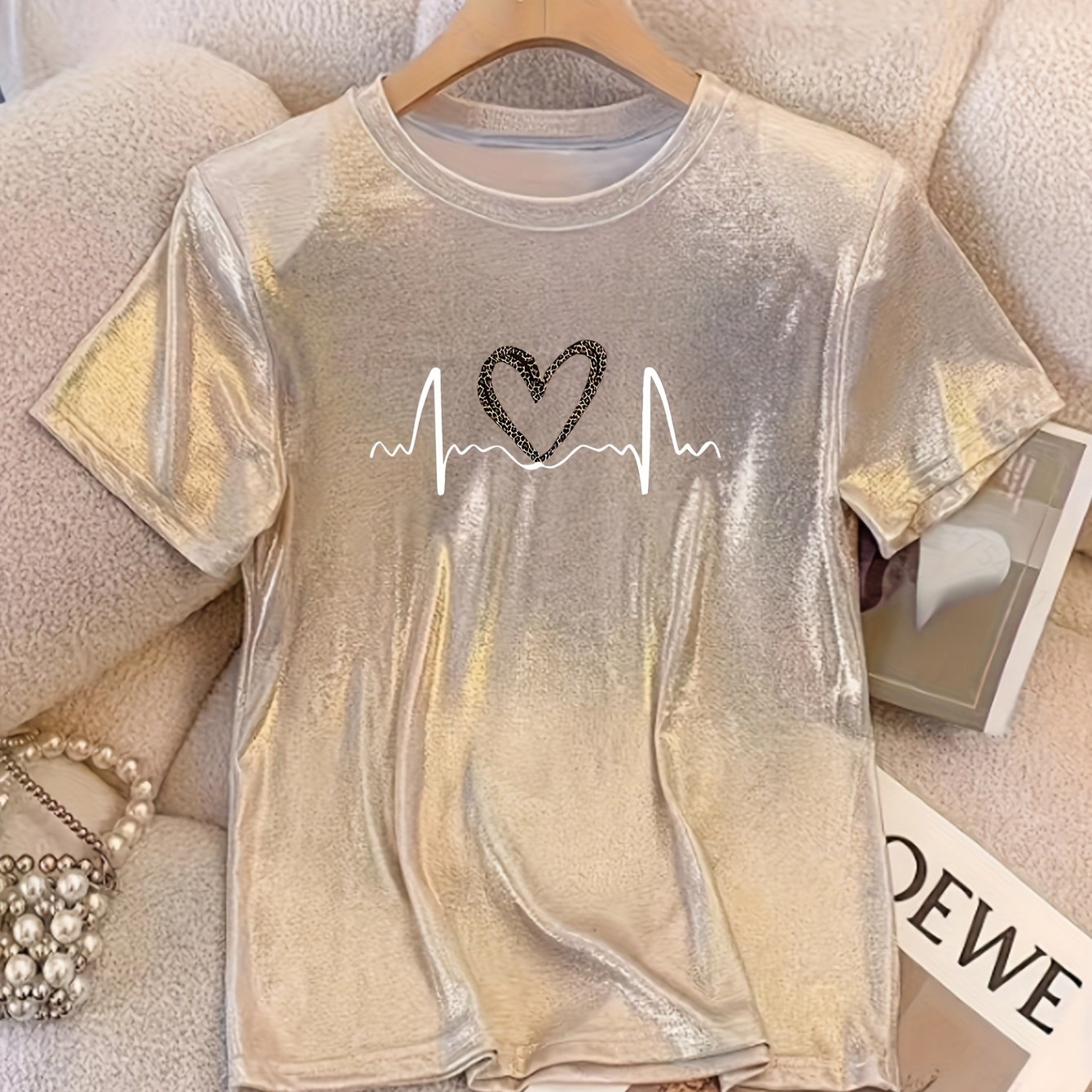 TEMU Women's Sparkle Princess T-shirt - Champagne Metallic Heart & Leopard Print Graphic, Casual Round Neck, Machine Washable, Versatile Top For