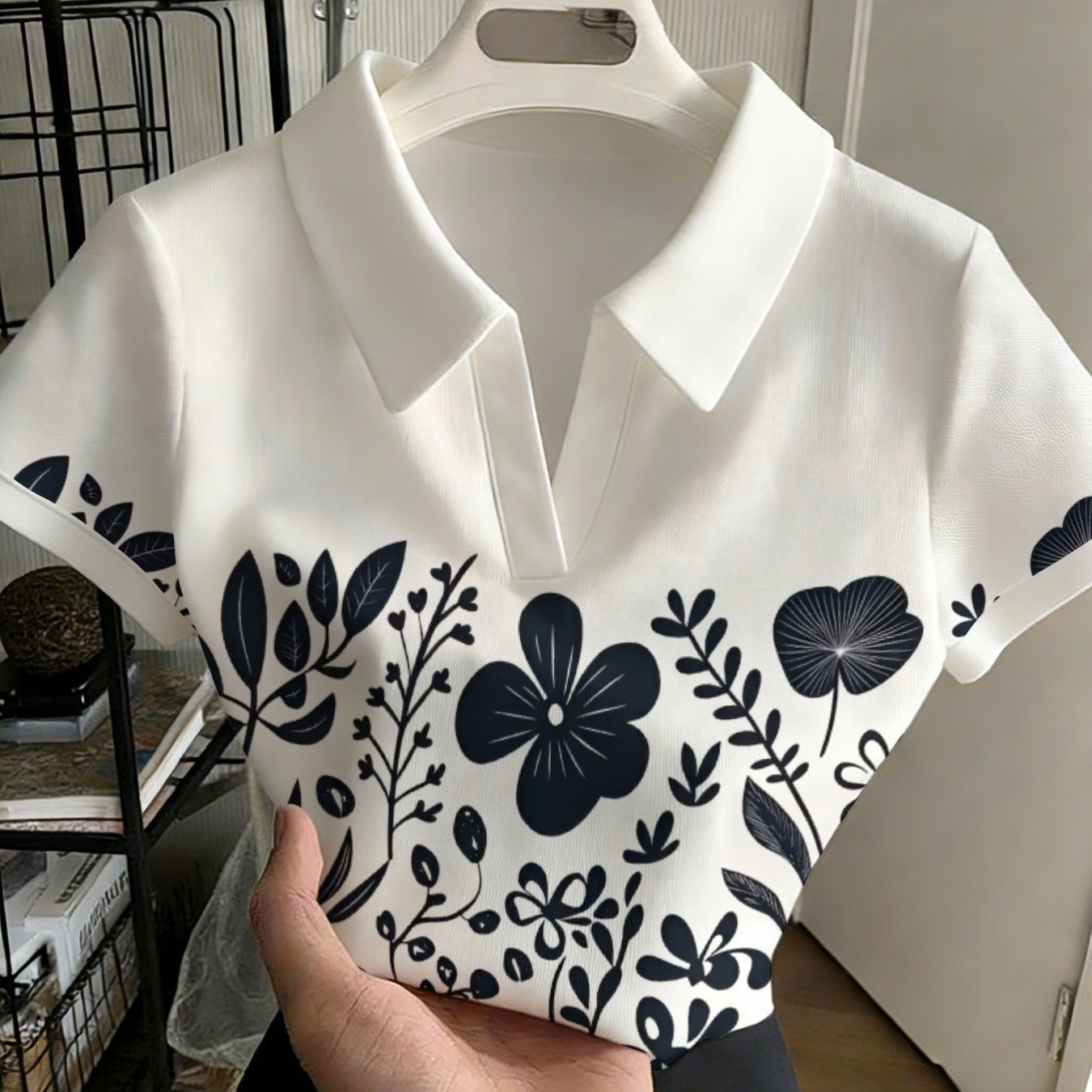 TEMU 【商品名】レディース 多用途 ボタンレス ポロシャツ、白い花びらデザイン 花柄クリップアート グラフィック モチーフ、ファッショナブル 多用途 カジュアル トップス