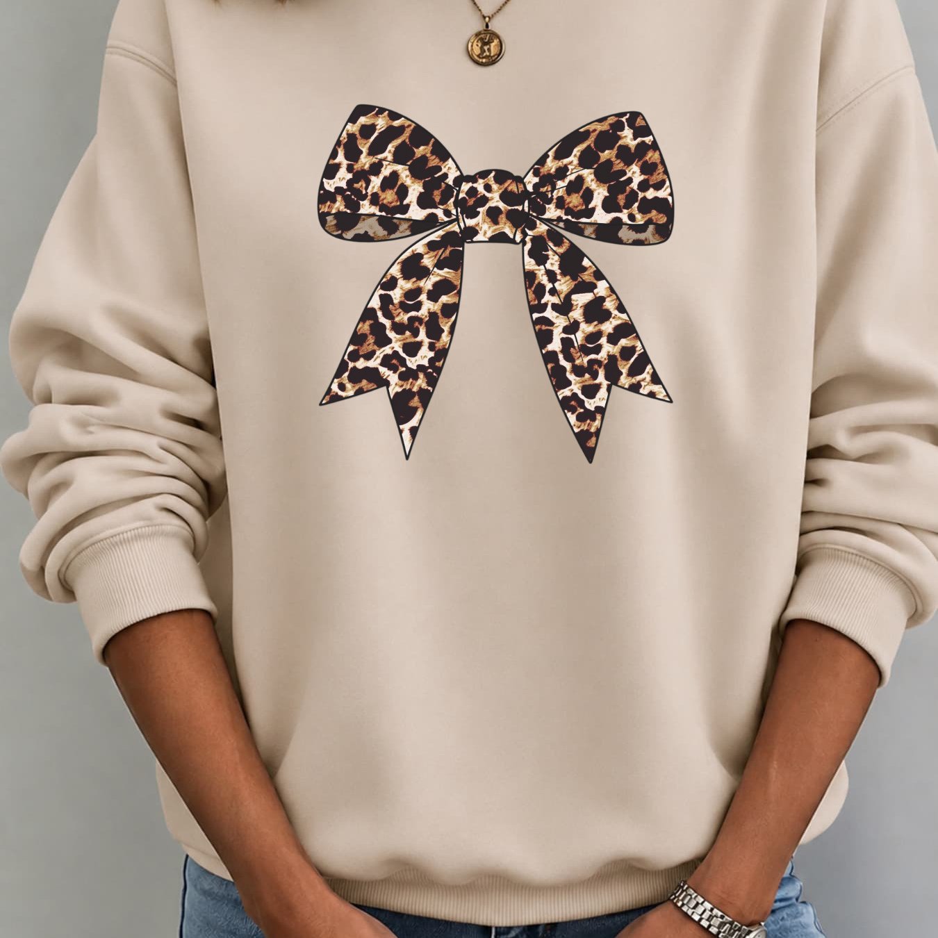 Image of Autumn Winter New Fleece Pullover Women's Loose Fit Casual Sweatshirt With Leopard Bow Print, Breathable And Comfortable For Daily Wear, Round Neck Long Sleeve