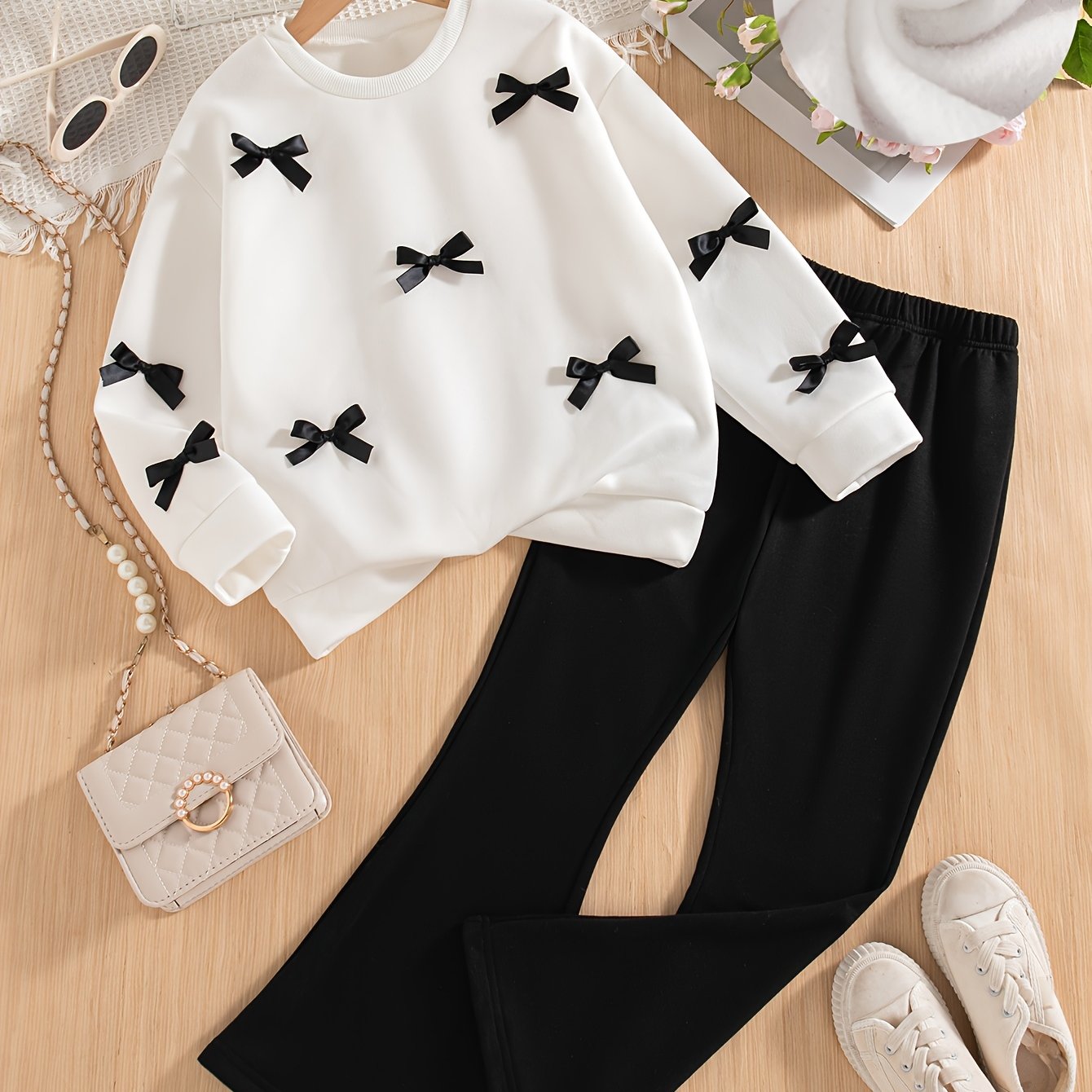 Image of Girls' Casual Solid Color Bow Decoration Round Neck Drop Shoulder Long Sleeve Sweatshirt And Pants 2pcs Set Girls' Pants Set Autumn Winter, For Outdoor