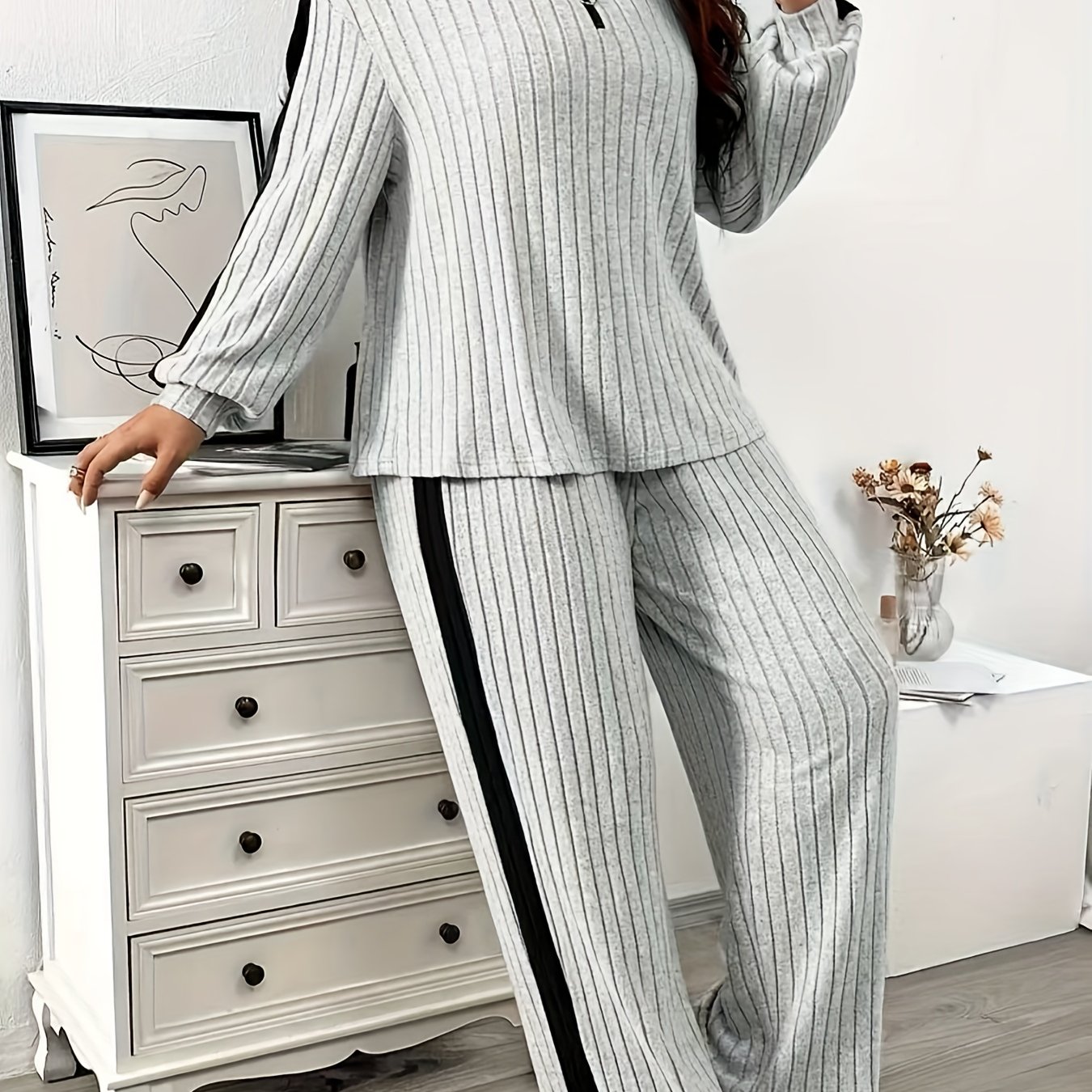 TEMU Un completo due pezzi da donna, elegante e casual, composto da un top a maniche lunghe con zip e pantaloni a larga, realizzato in tessuto e