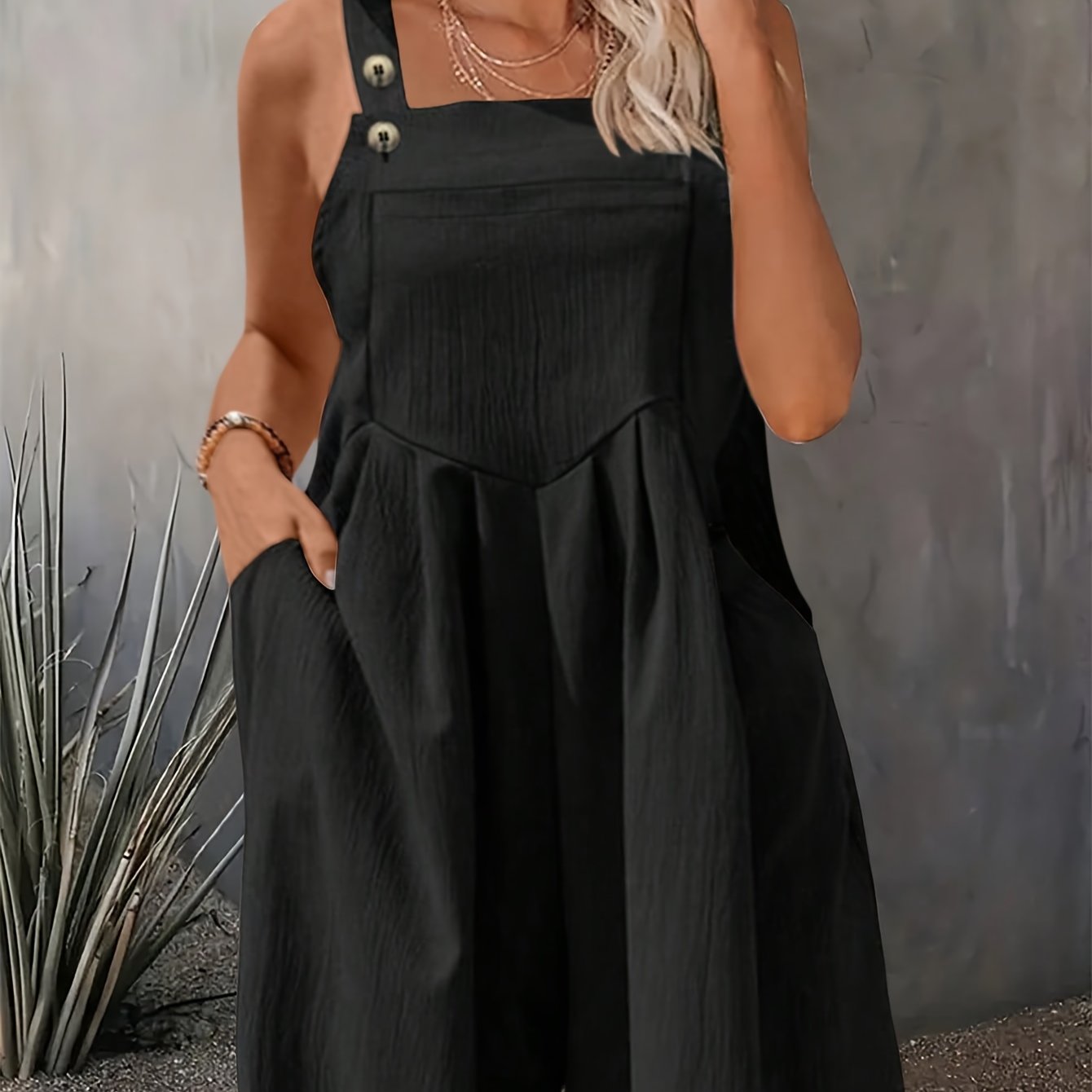 TEMU Plus Size, Plus Size Solid Color Sleeveless Overall With Pockets, Spring And Summer, Black Jumpsuits.
