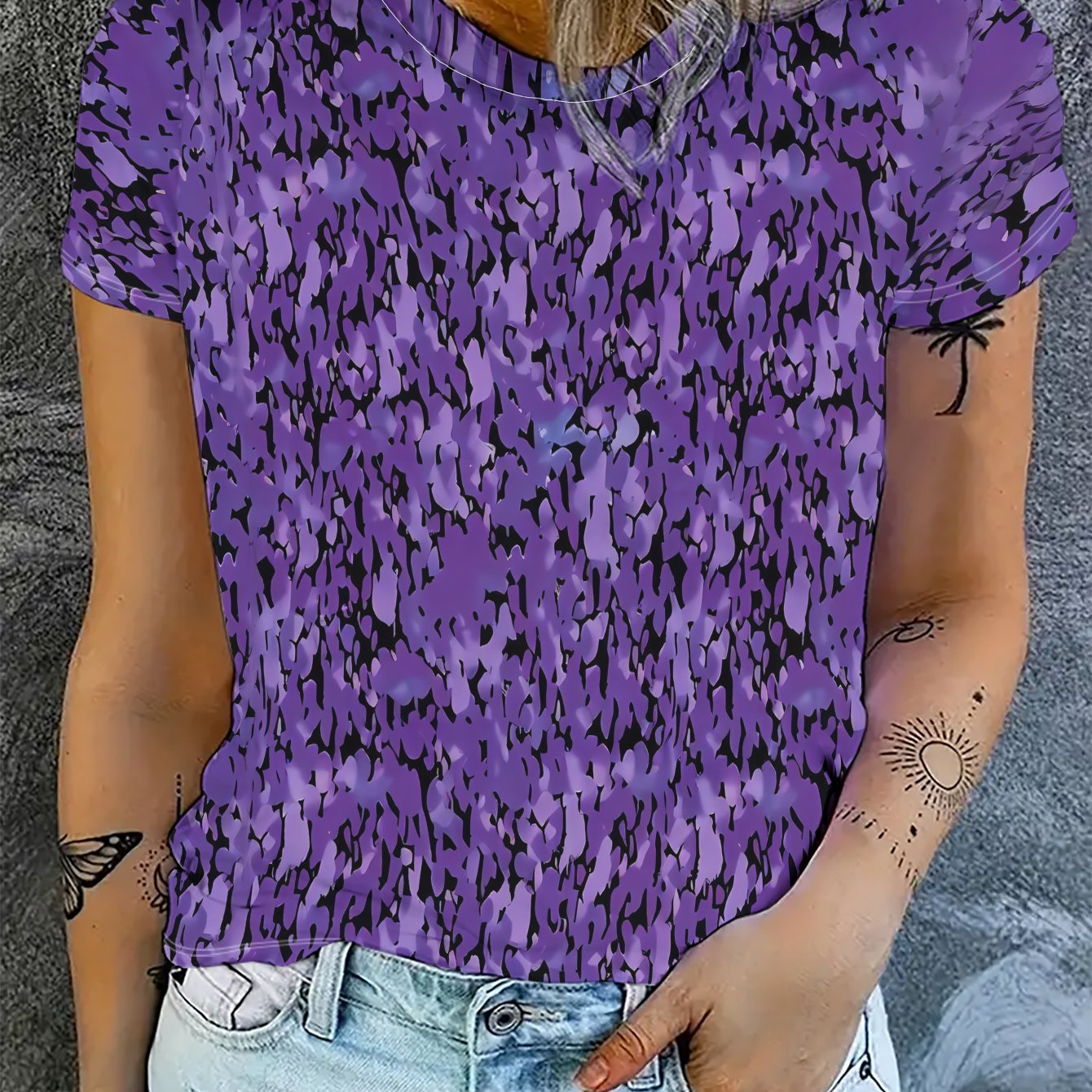 TEMU Purple Short-sleeve Top With Irregular Print, Featuring A Round Neck And A Fashionable