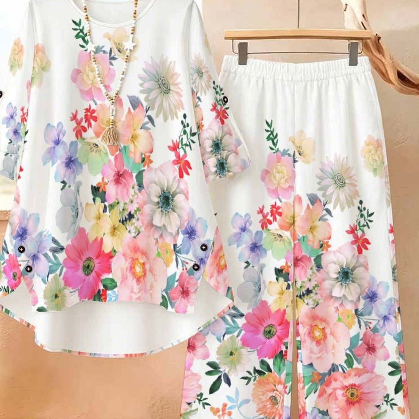 Plus Size - Elegant And Fashionable Women's Casual Set (women's Round-neck Long-sleeve And Long Pants Set), Women's Plus Size Set With Multi-element Prints, Ideal For Daily Life And Travel