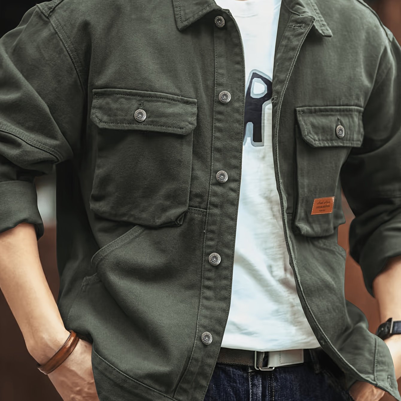 Vyriškadideliųdydžiųvintažinėkarinėdarboapranga-užsegamaslaisvalaikiopaltassudaugybekišenių,neelastingasaudinyskasdieniamsiroficialiemsdrabužiams-retrostiliauspramoninisviršutinisdrabužis(galimidideliiraukštidydžiai),DIDELISDYDIS