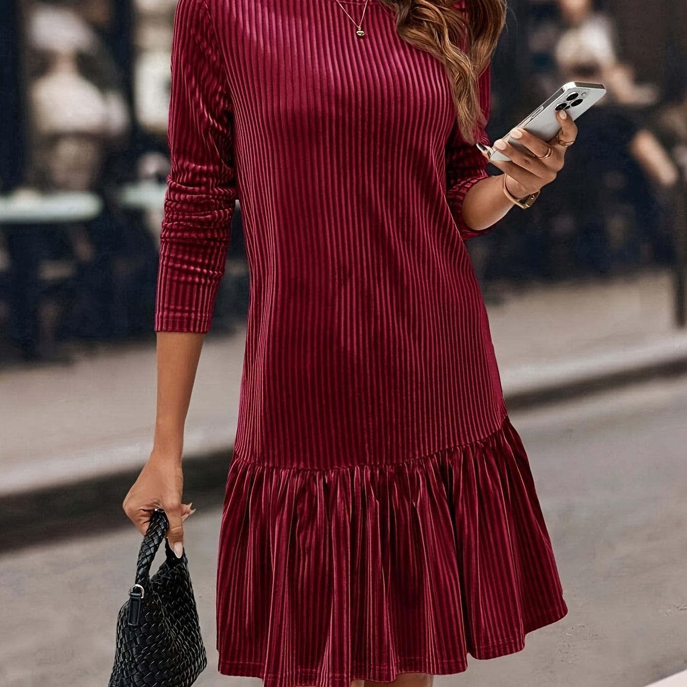 Elegant Directional Women's Ribbed Velvet Long Sleeve Dress