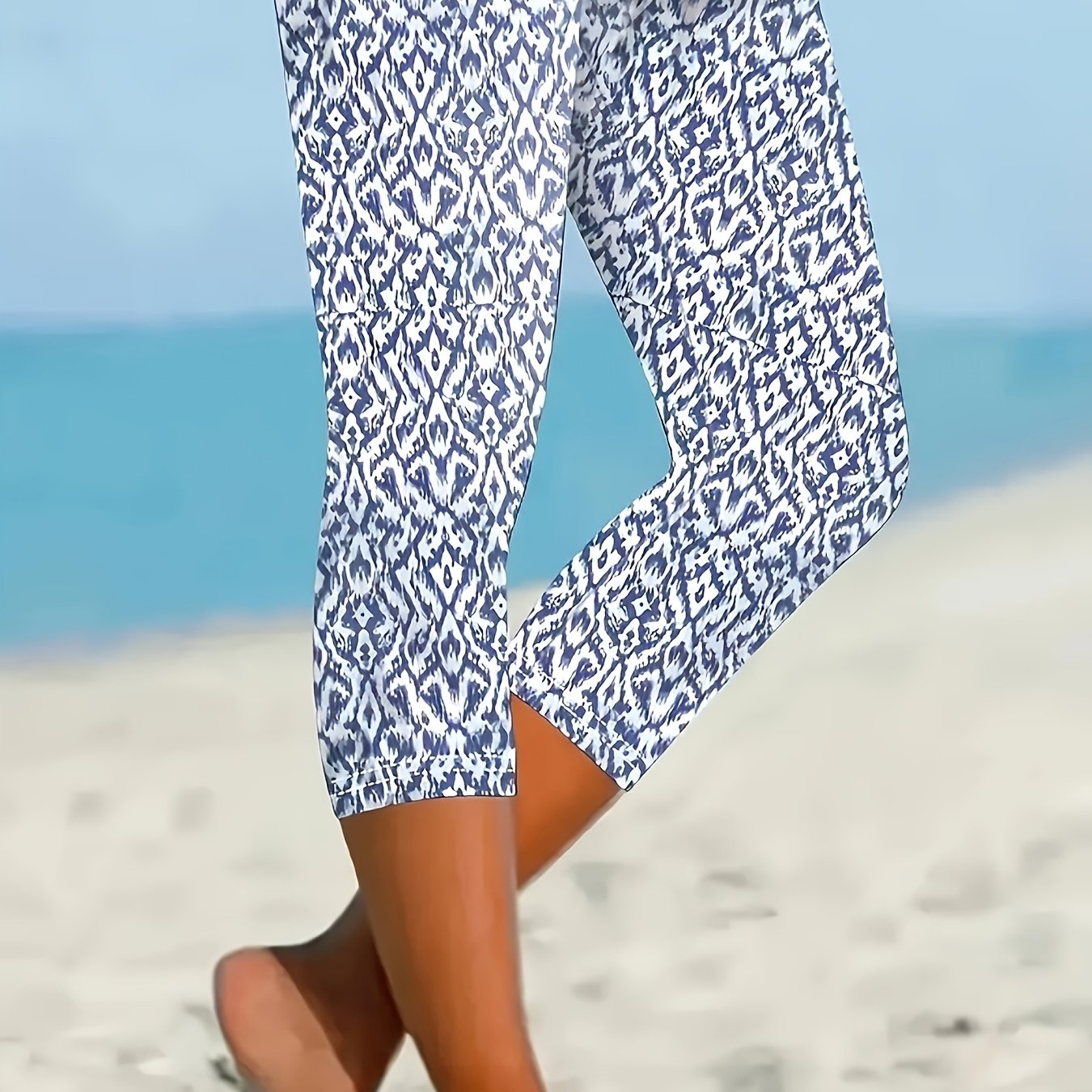 Image of Women's Geometric Print 7/8 Leggings - Stretchy Semi-sheer Capri Pants For Spring/summer, Machine Washable Casual Beachwear & Everyday Outfits, Spring Summer Apparel, Medium Elasticity Fabric