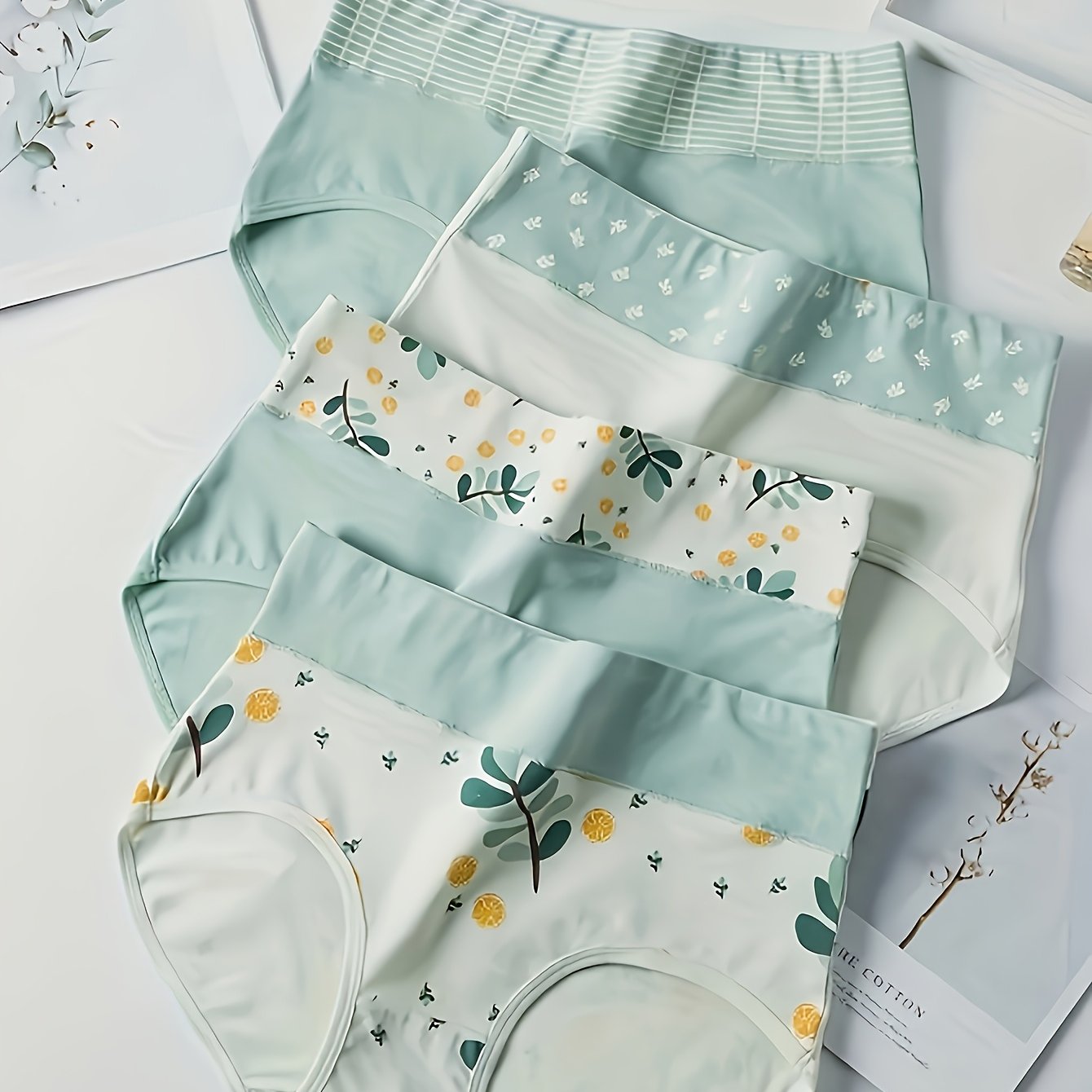 Image of 4pcs Women's High-waisted No-rise Printed Panties - Floral & Leaf Patterns, Breathable, Fit For Casual Attire, High Waisted Panties, Everyday Underwear, Soft Fabric Underwear