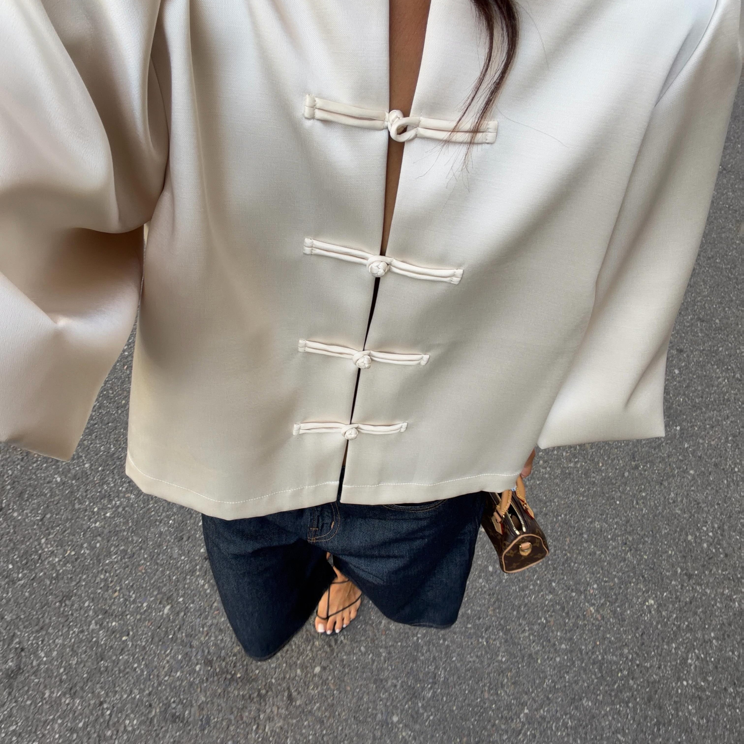 TEMU Misty Apricot Glossy Acetate Chinese Button-up Short Top, Retro Straight Button-up Puff Sleeve Design, New Chinese Minimalist Relaxed Outerwear