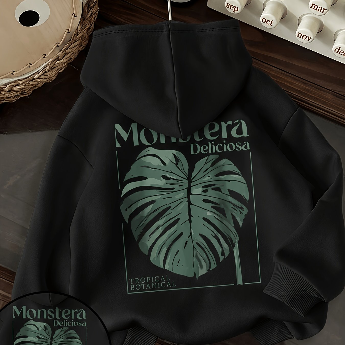 Image of Hoodie Featuring A Tropical Monstera Leaf Design - A Comfortable Pullover With Pockets, Ideal For Casual Wear In And Winter. This Sweatshirt Makes A Great Gift For Plant Enthusiasts