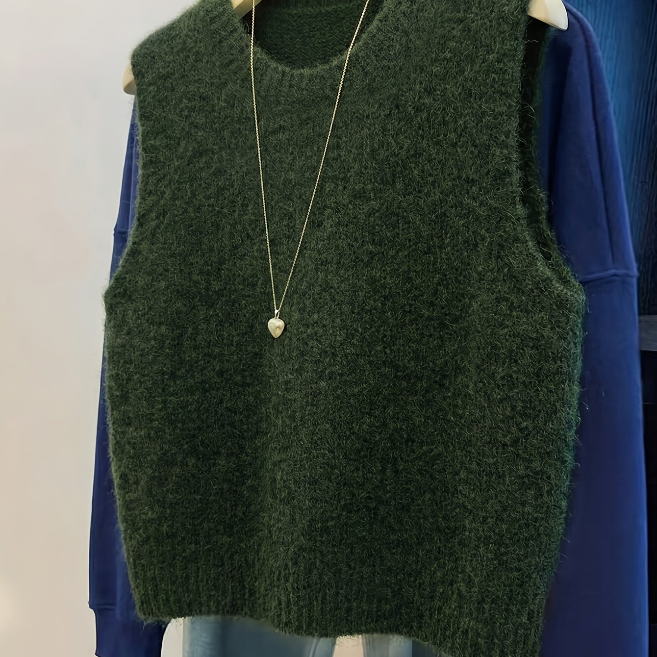 Image of And Cozy Vest For Women, Suitable For Spring And Autumn, Regular Sleeveless V-neck Sweater Vest, Layering Over A Cardigan. [ll168]