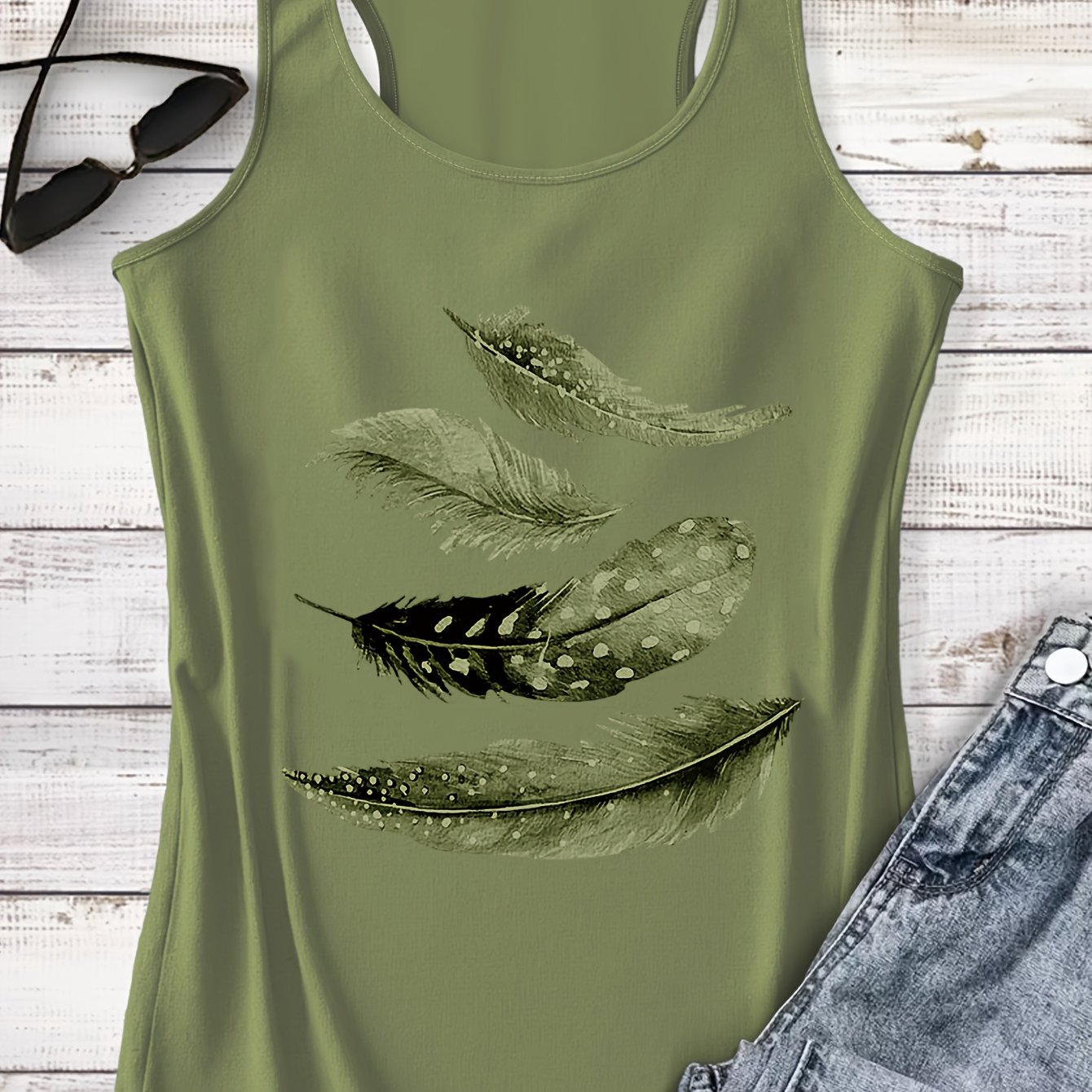 TEMU Een tanktop met een volledige print van meerdere veren, met elementen zoals polka dots en gradient , perfect voor casual kleding tijdens reizen,