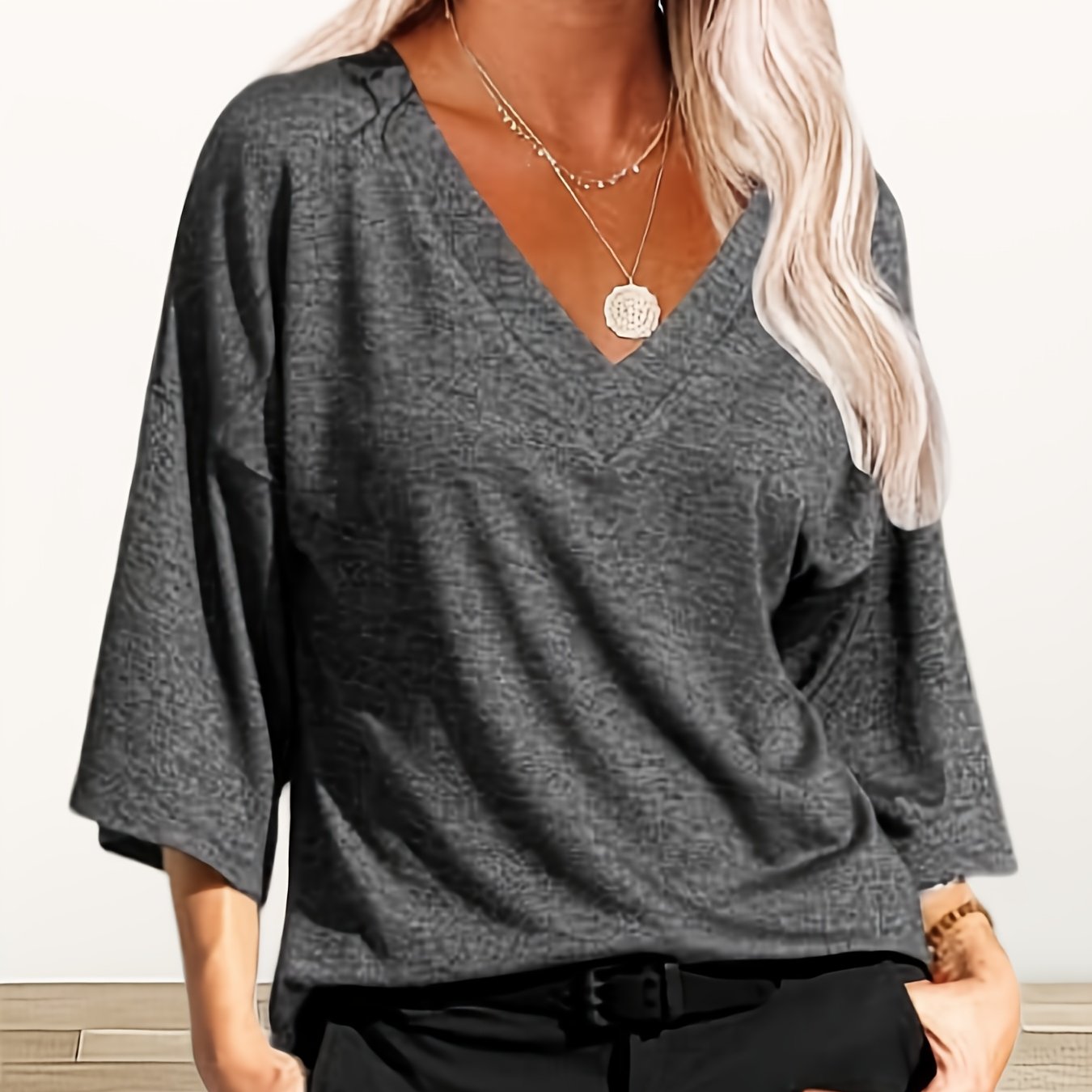 Women's 3/4 Sleeve T-shirt Summer V-neck -shirt