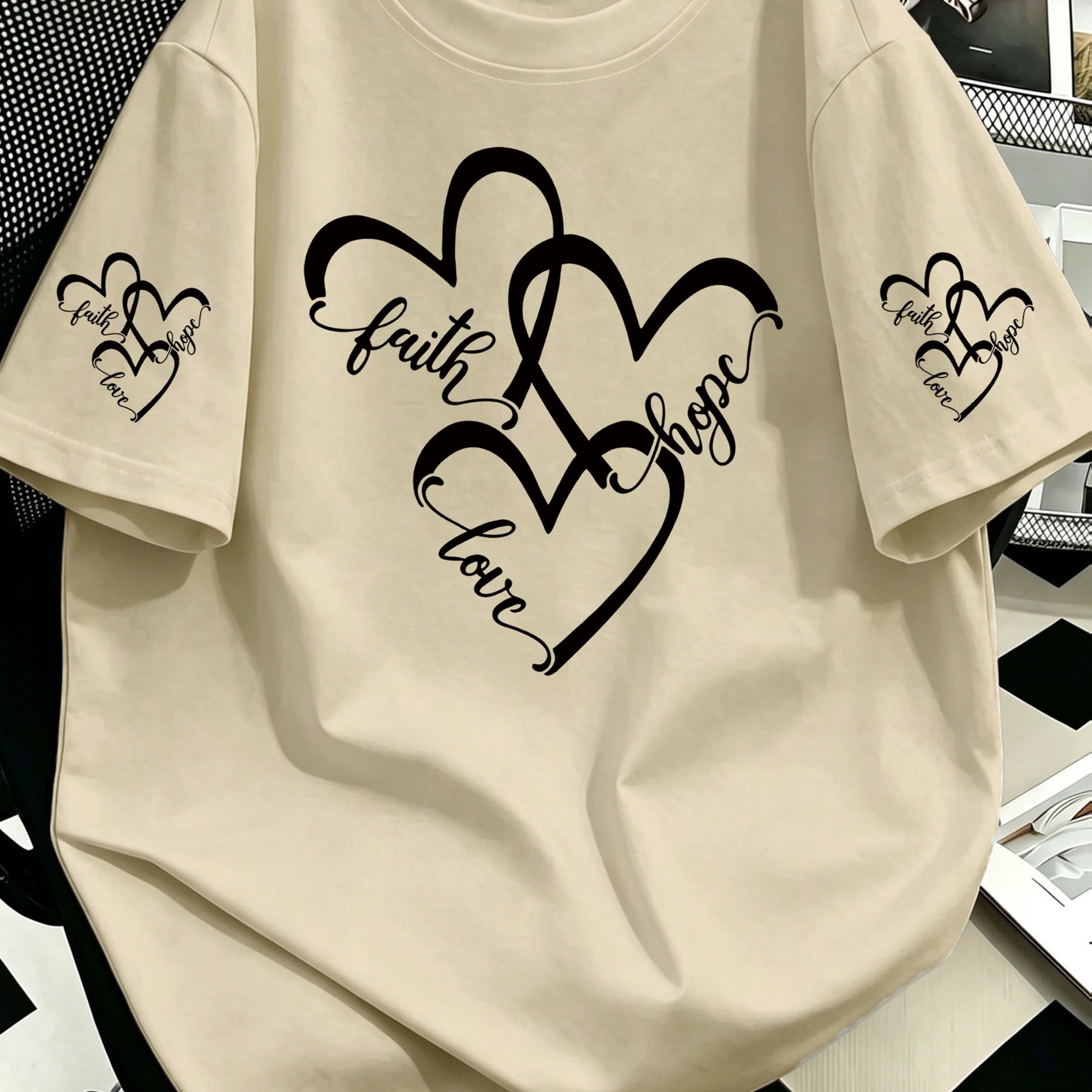 TEMU Plus Size, Plus-size Women's Round-neck T-shirt With Line Art Heart Print, Suitable For Summer Vacations, New Year Gifts, Valentine's Day Gifts,