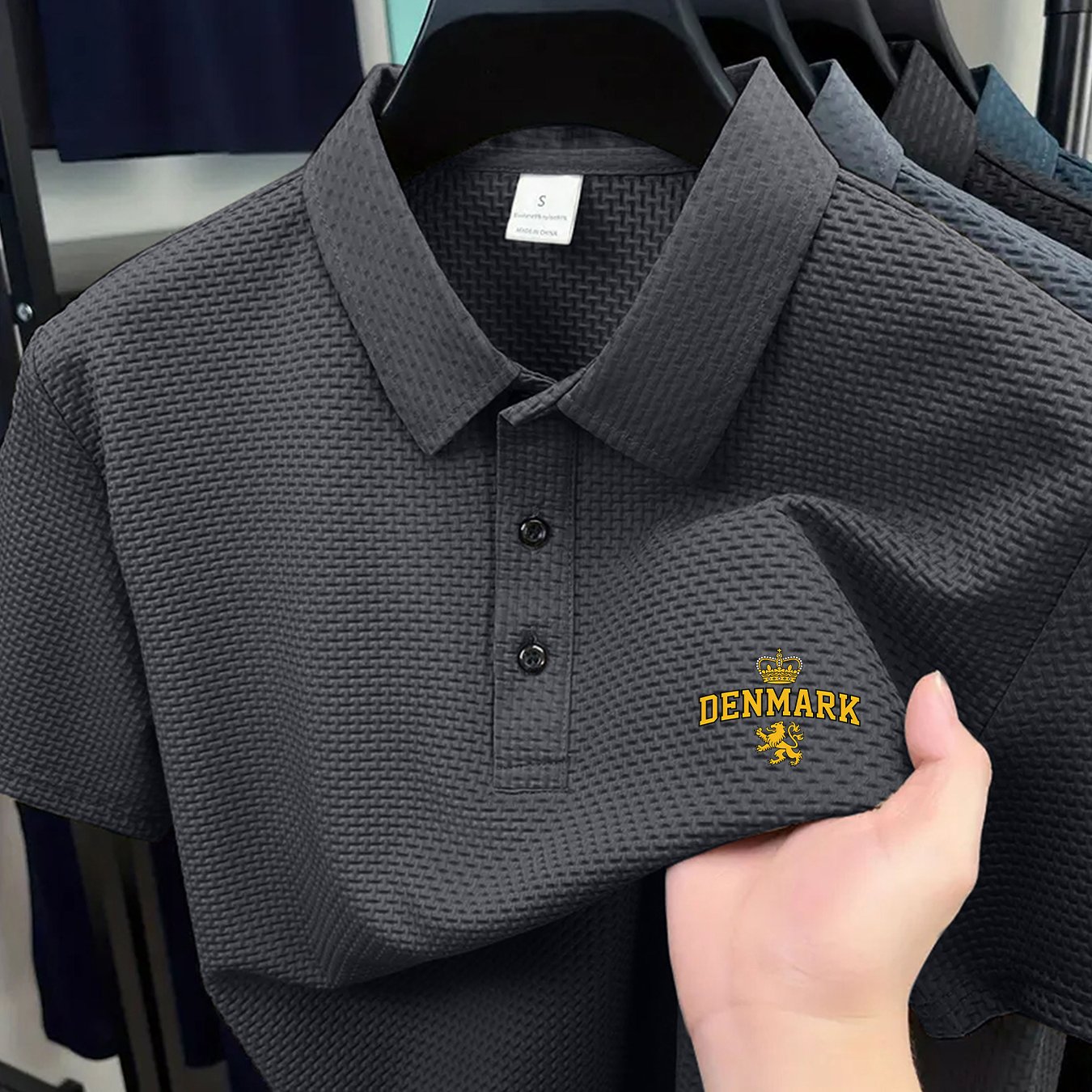 TEMU Men's Versatile Shirt With Denmark Print, Summer Short Sleeve, Breathable Y Fabric, Comfortable And Skin-friendly, Suitable For Daily Casual