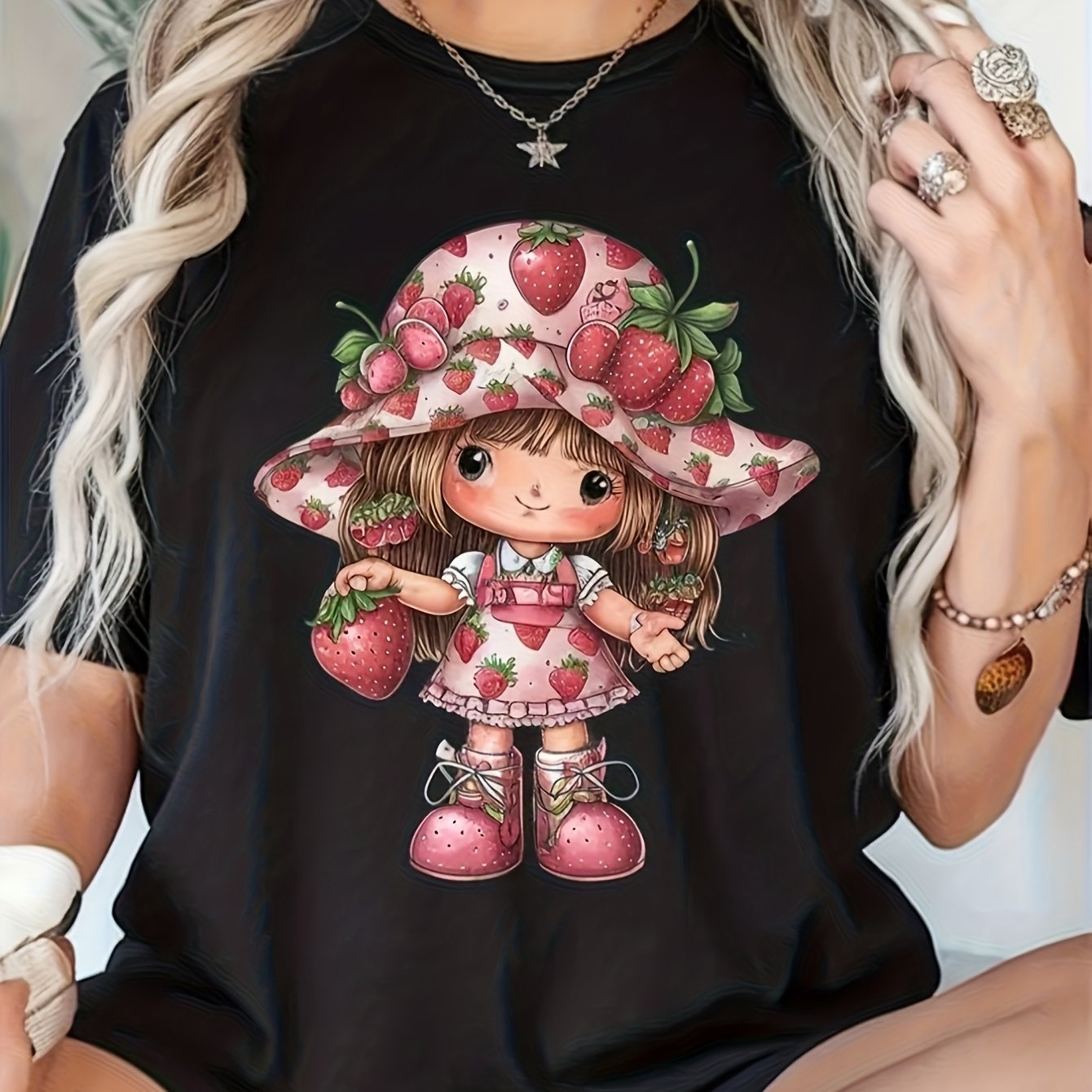 TEMU This Stylish Men's T-shirt Features A Creative Pattern, Perfect For Casual Wear And Summer. It Has Short Sleeves, A Round Neck, And A Loose Fit