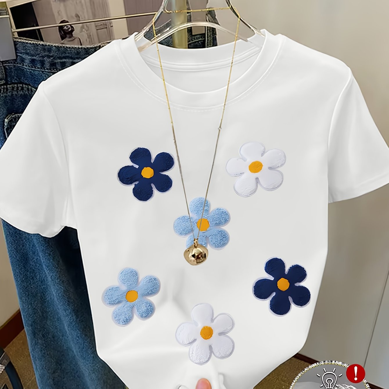 E-shop [Gedrucktes Design – Kein Strukturdruck] 2026 Mode Neues Rundhals-Design, Frischer Süßer Stil, Leichter Blau-Weißer Blumendruck, Lässiges,