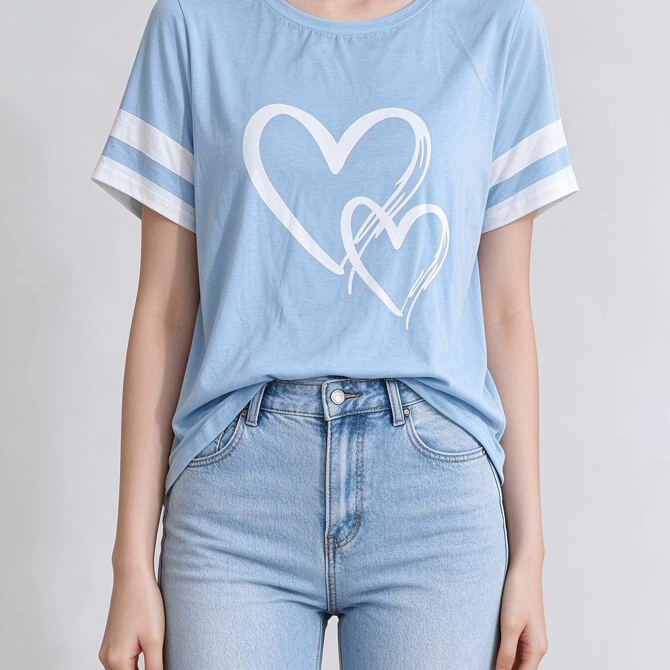 TEMU Plus Size - [printed Design-not Textured] Women's Plus Size, Casual Short Sleeve, Heart T-shirt Round Neck Fashion Outfit, Suitable, Comfortable