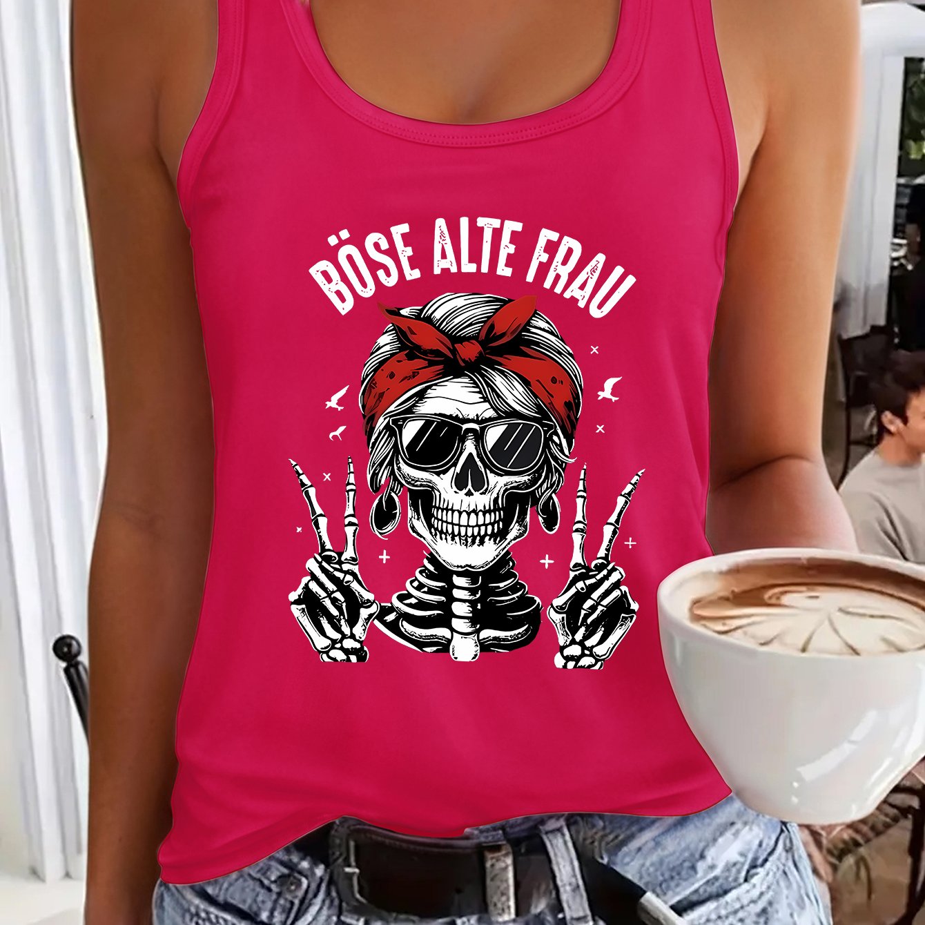 Image of Fashionable Women's Top Featuring A Cartoon Skull Kuangye Orientation, Perfect For Spring And Summer With A Stylish And Casual Sleeveless Style