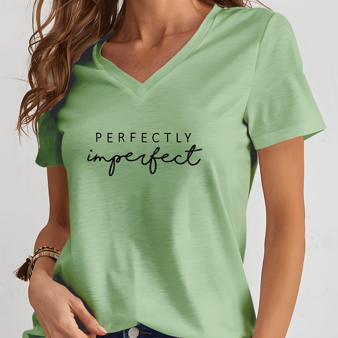 TEMU New Women's Fashionable Pattern Printed Comfortable Short-sleeved Breathable Shirt Casual V-neck T-shirt For Daily Outdoor At Home