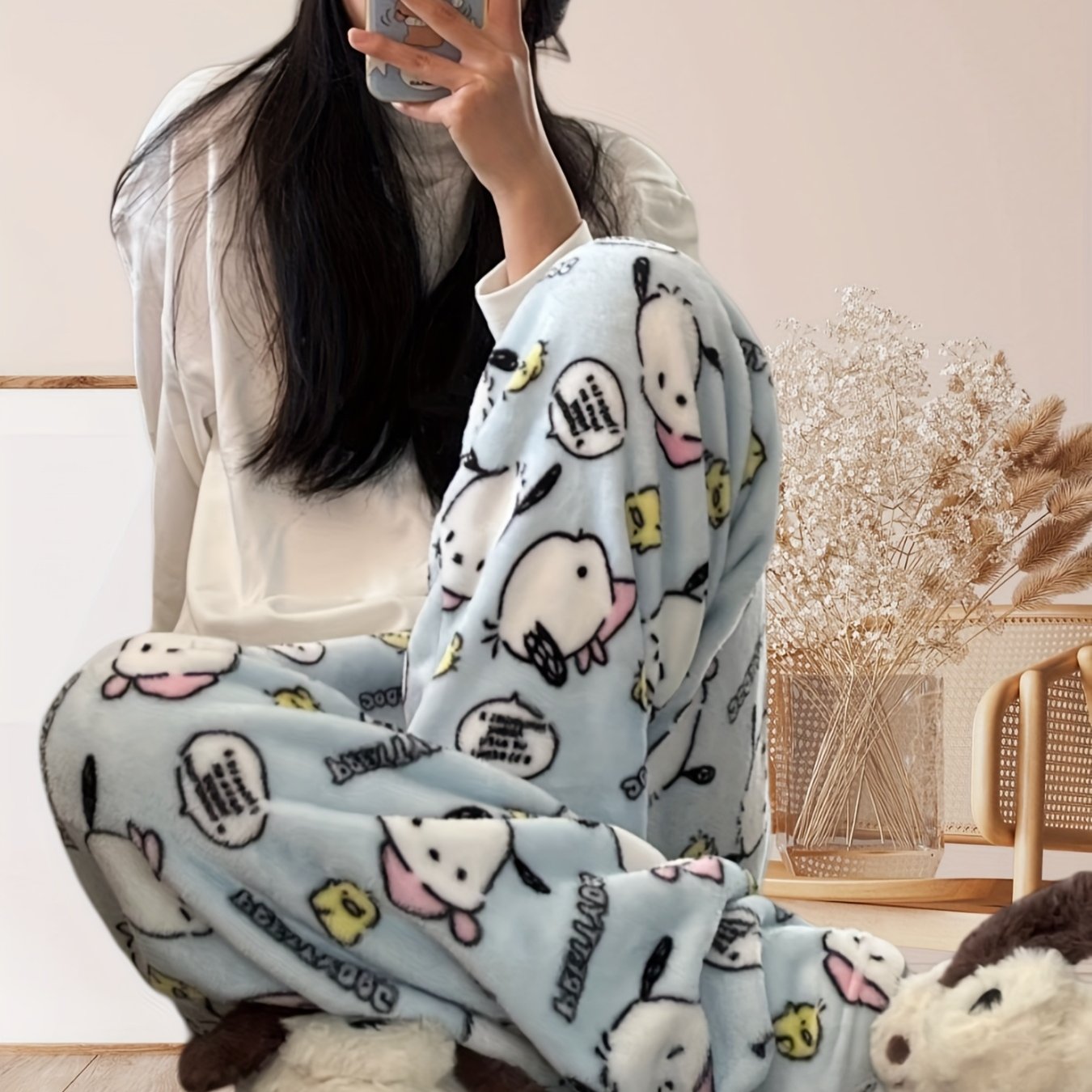 E-shop Sanrio Schlafhose - Niedliche Anime-Charakter Pyjama-Hose mit -Gesicht & rosa Schal, weiche Winter-Nachthemden für Kinder, gemütlich zu tragen