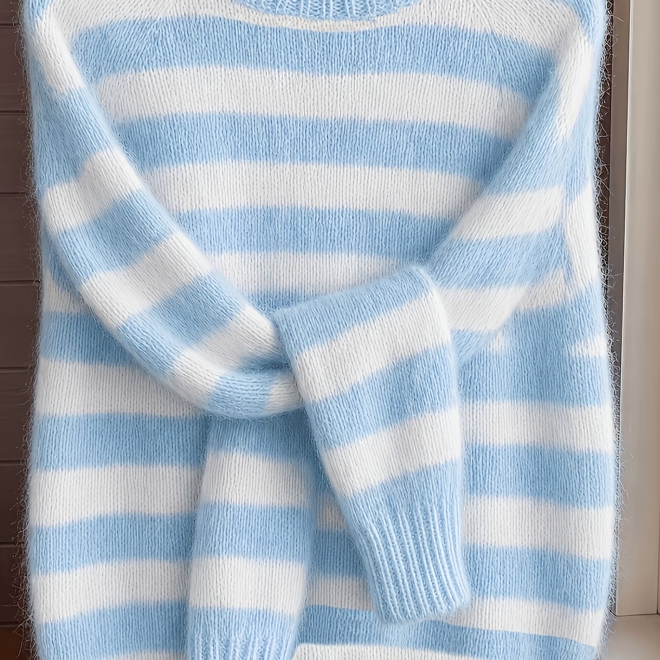 TEMU Elegant Women' Striped Pullover, A Stylish And Sophisticated Top, Suitable As A Base Layer For Autumn And Winter Commutes