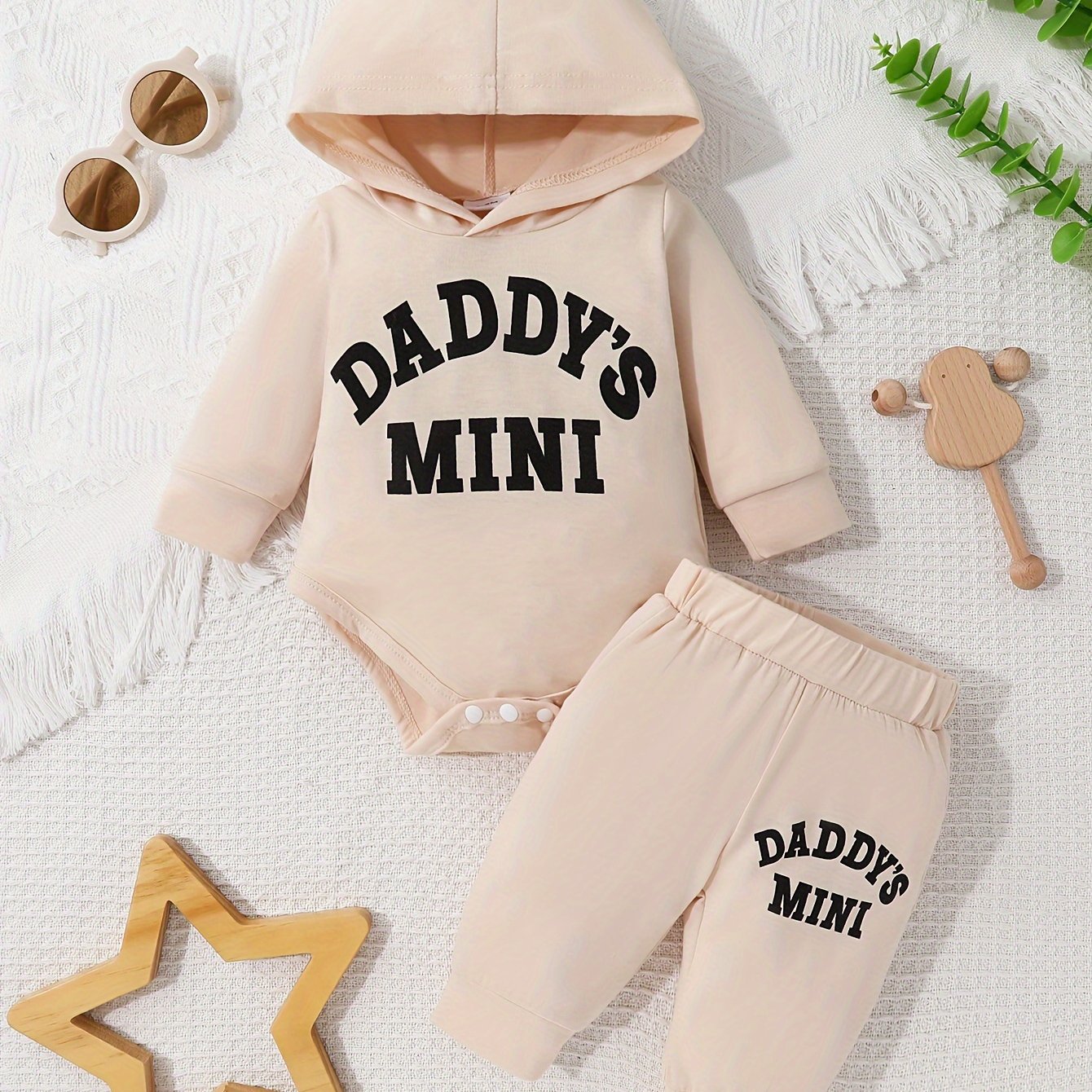 A Set Of 2 Pieces For Baby Boys Featuring A Soft And Comfortable Hoodie With Cute Letter Prints And Solid Color Letter Print Pants, Perfect For Casual , Vacations, Or Parties, For Outdoor