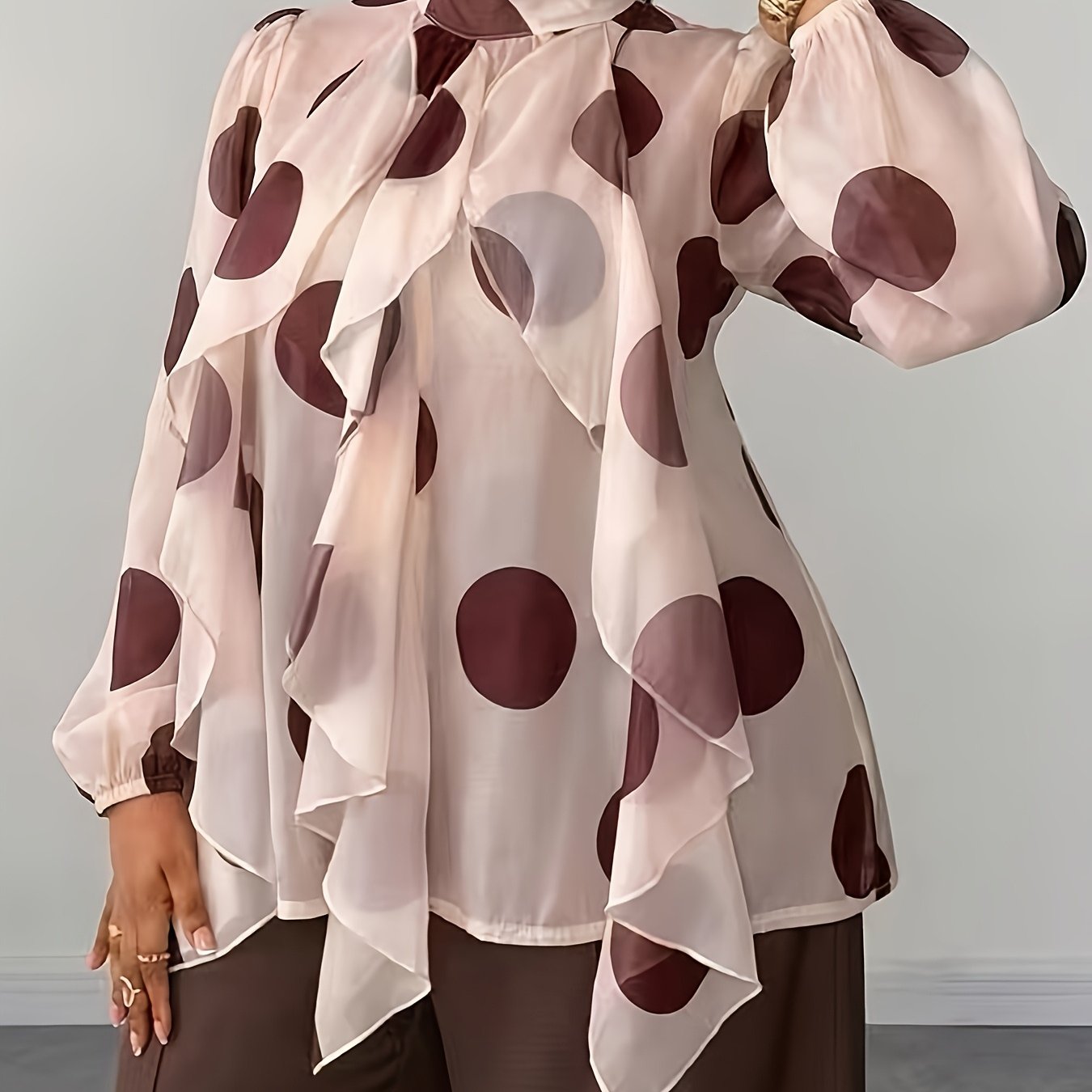 TEMU Chemise grande taille pour femme à col , col de style français vintage, haut sophistiqué et mature à imprimé , ourlet à volants et détail de