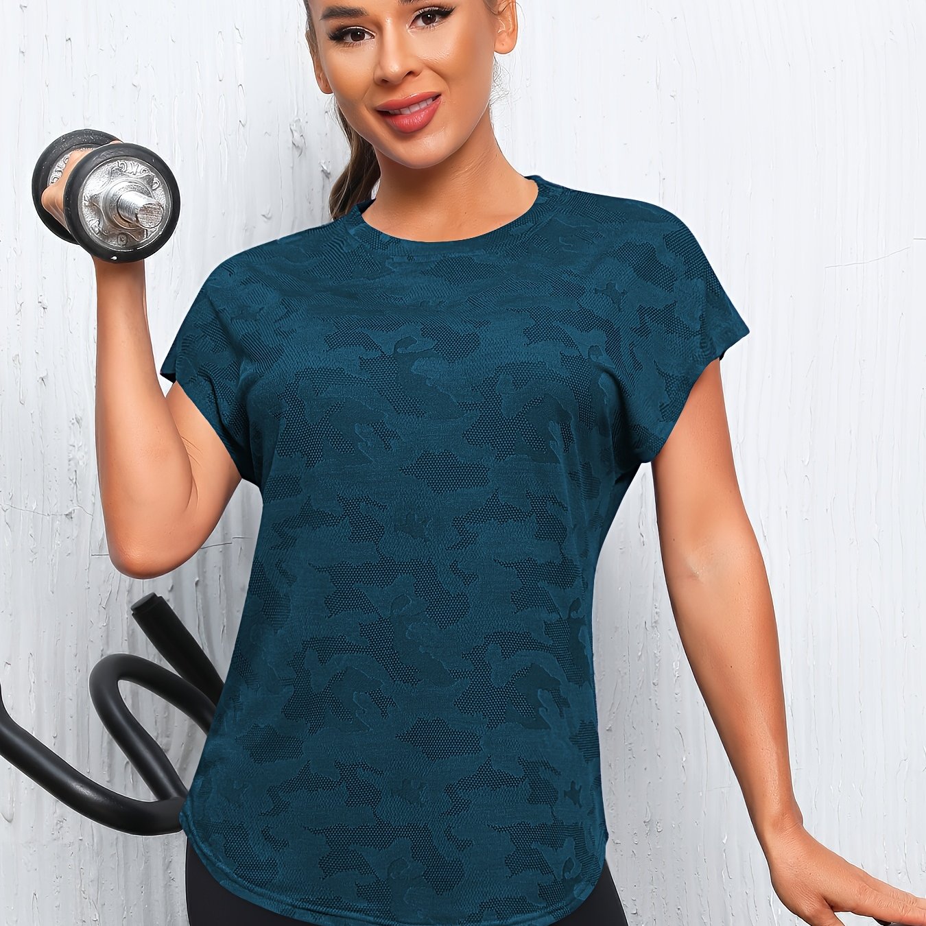 Image of Women's Lightweight Breathable Mesh Sports T-shirt, Loose Short-sleeve Workout Top